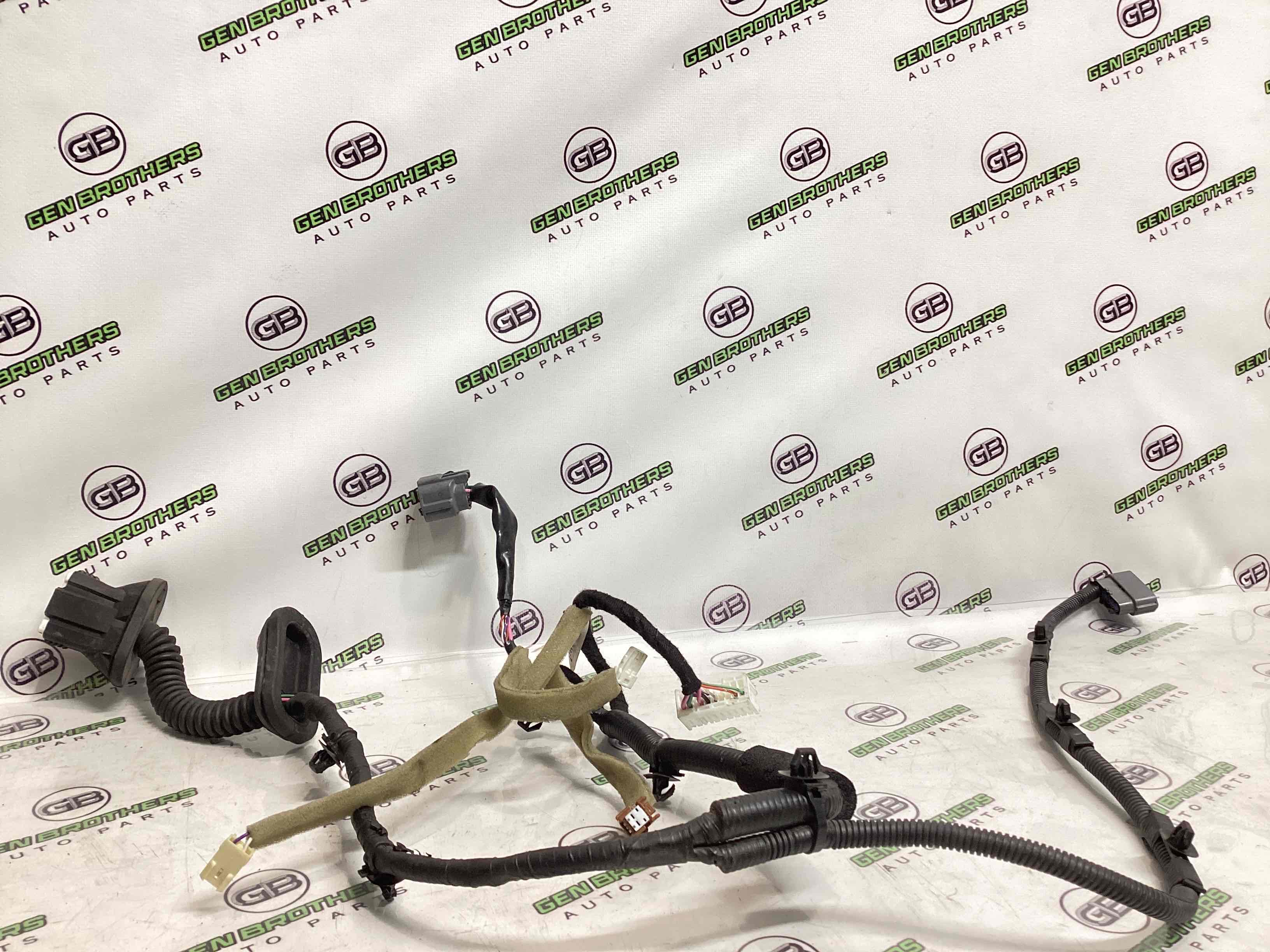 Електропроводка дверей, кришки багажника коса