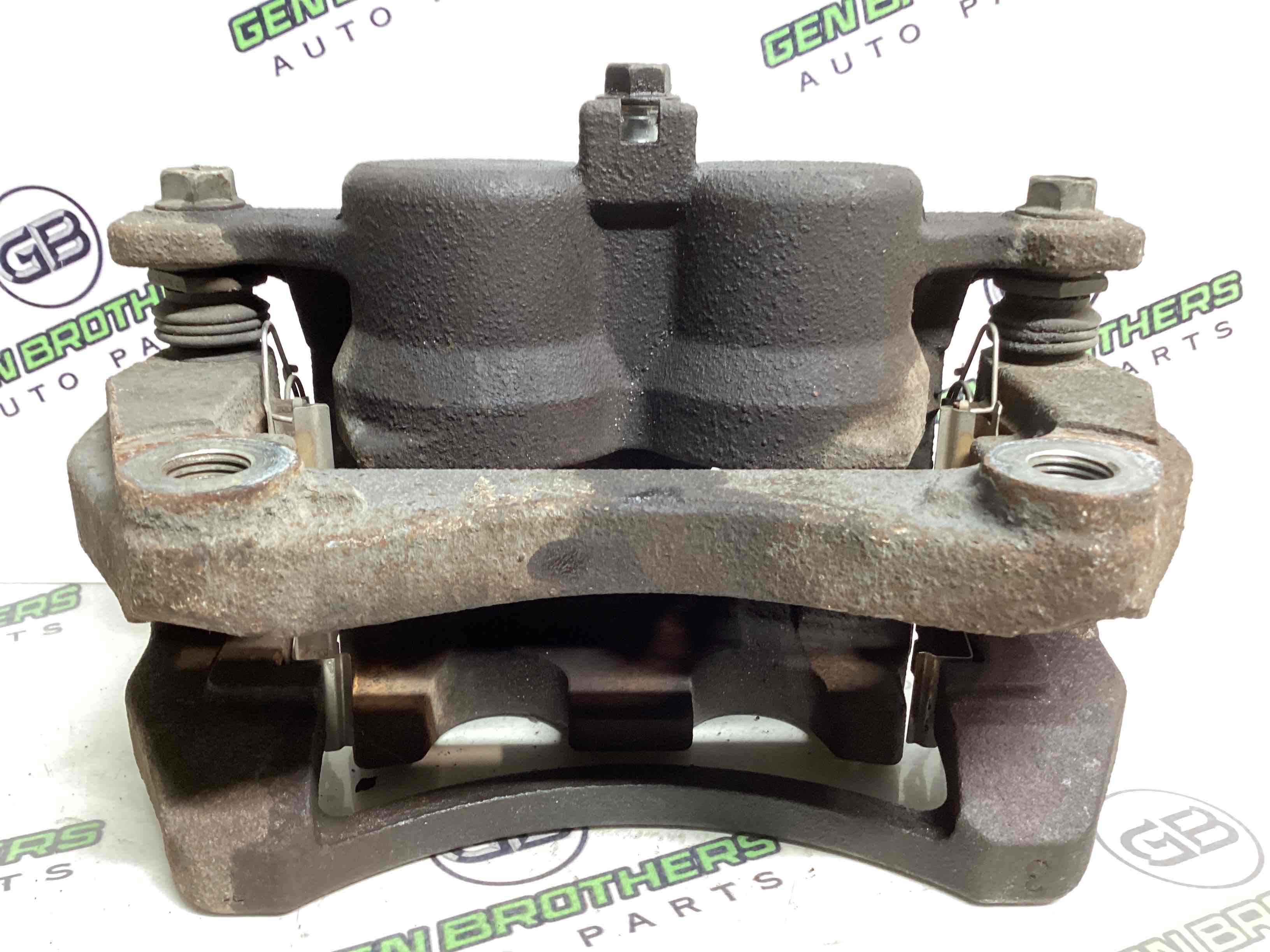 Супорт передній правий