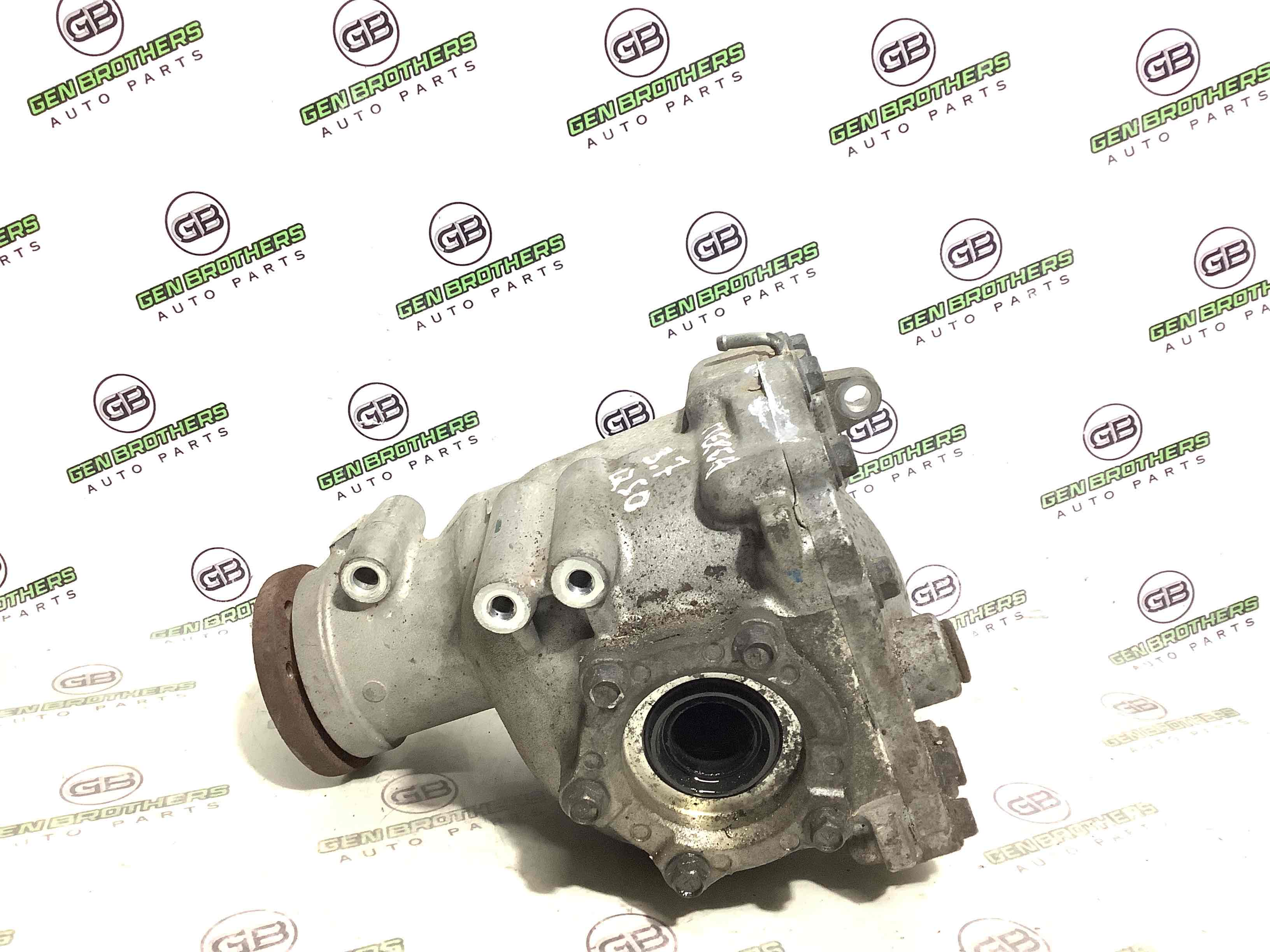 Редуктор переднього мосту