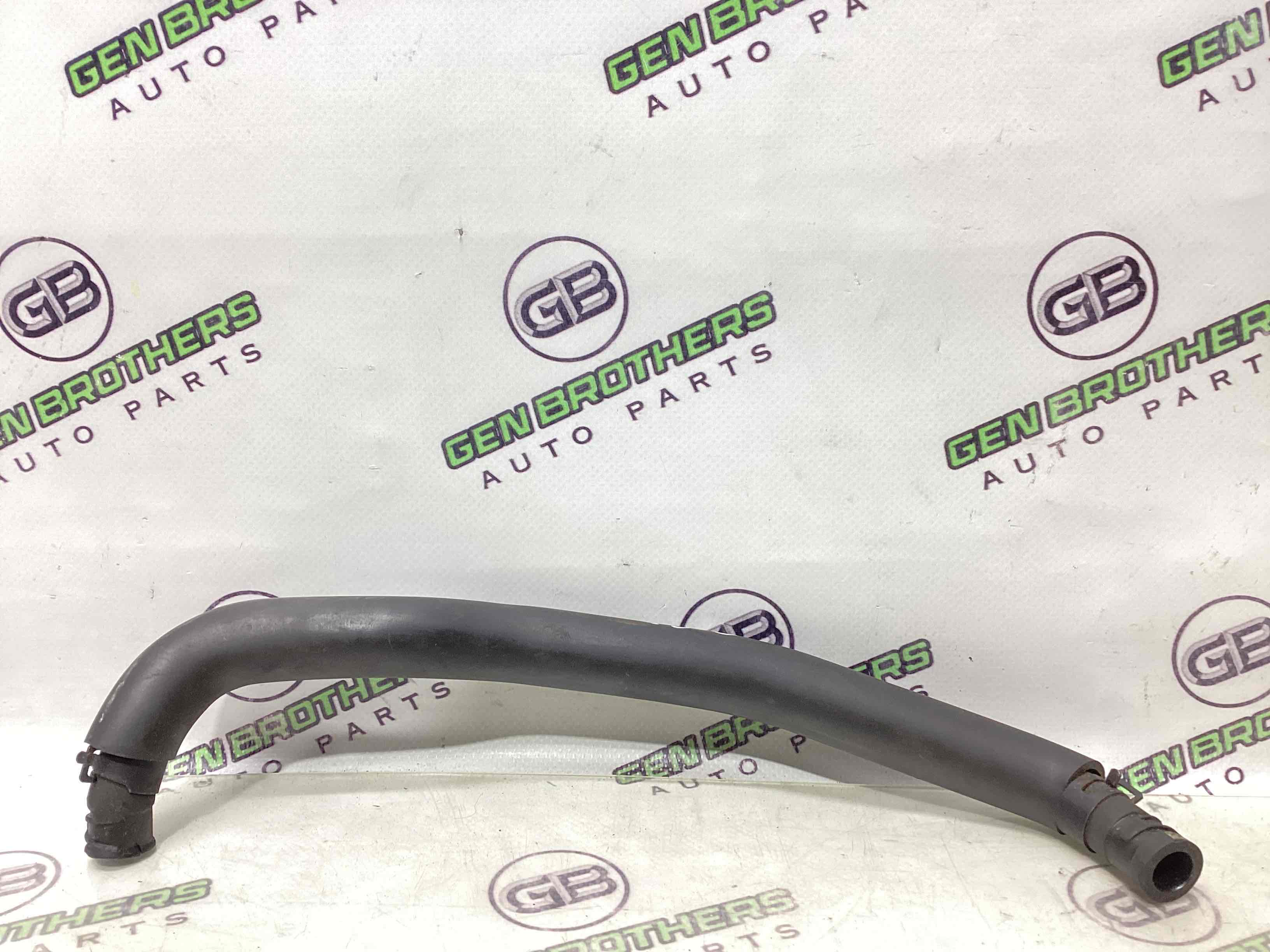 Патрубок трубопровід, шланг