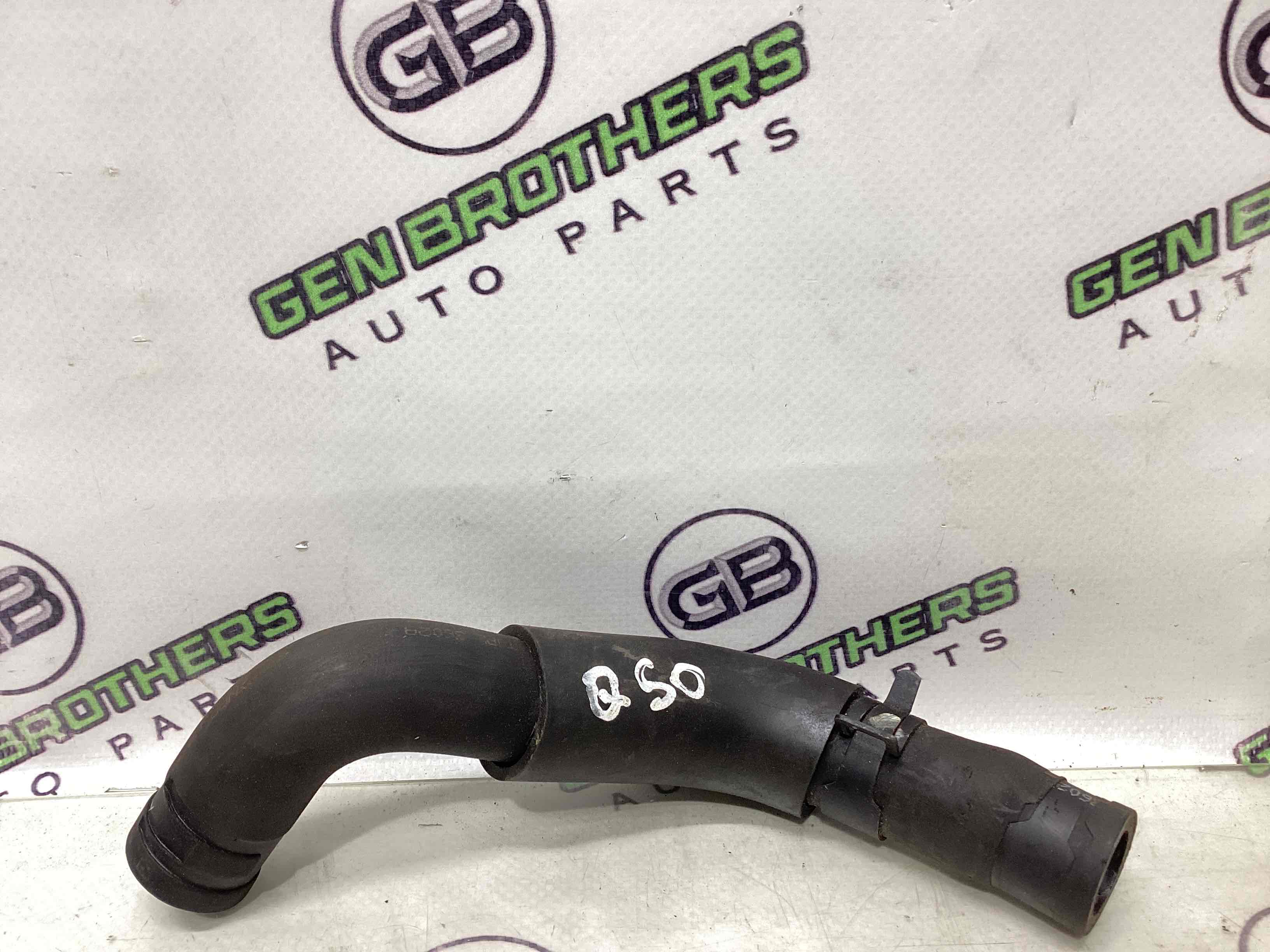 Патрубок трубопровід, шланг