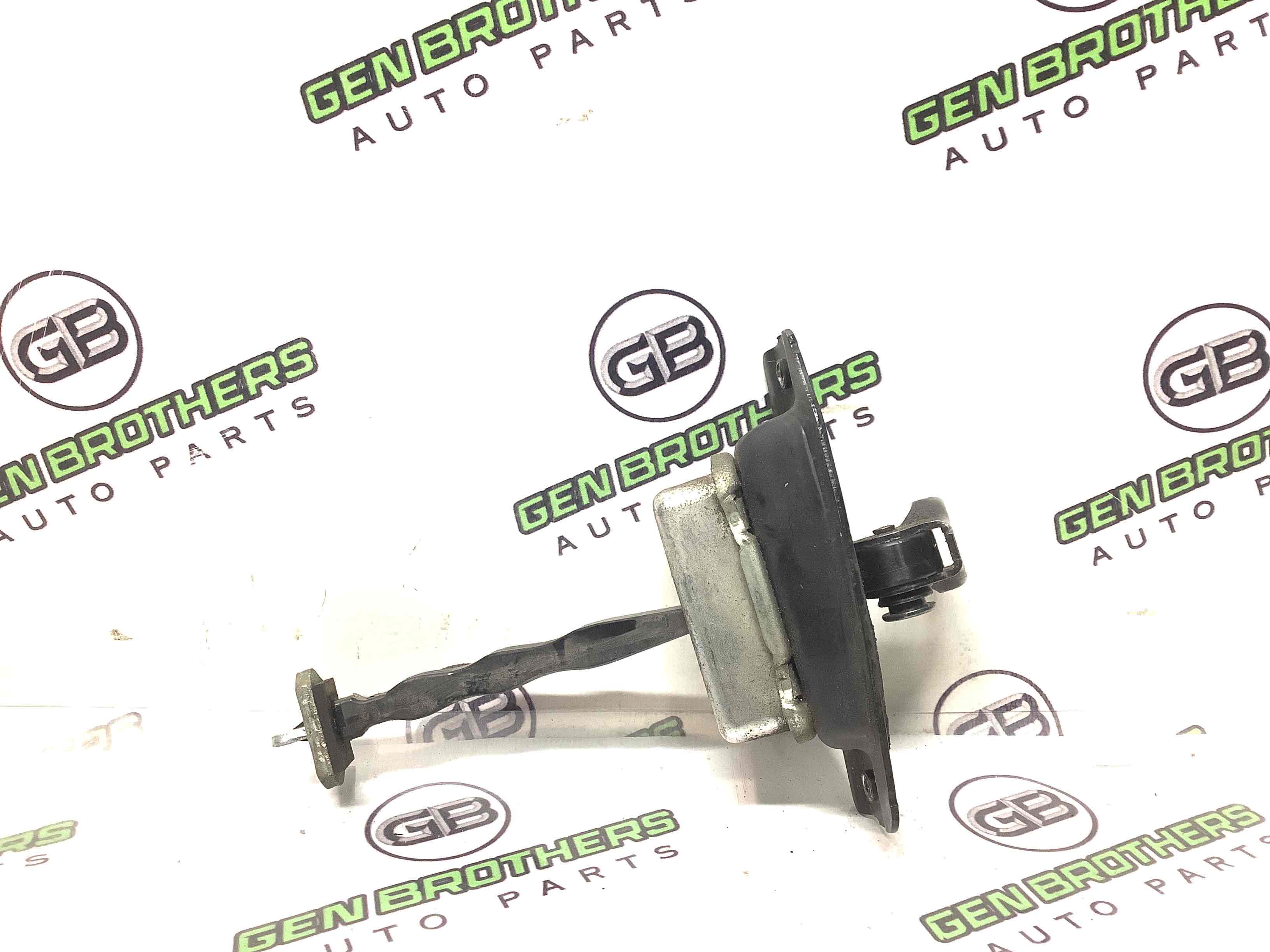 Обмежувач відчинення дверей