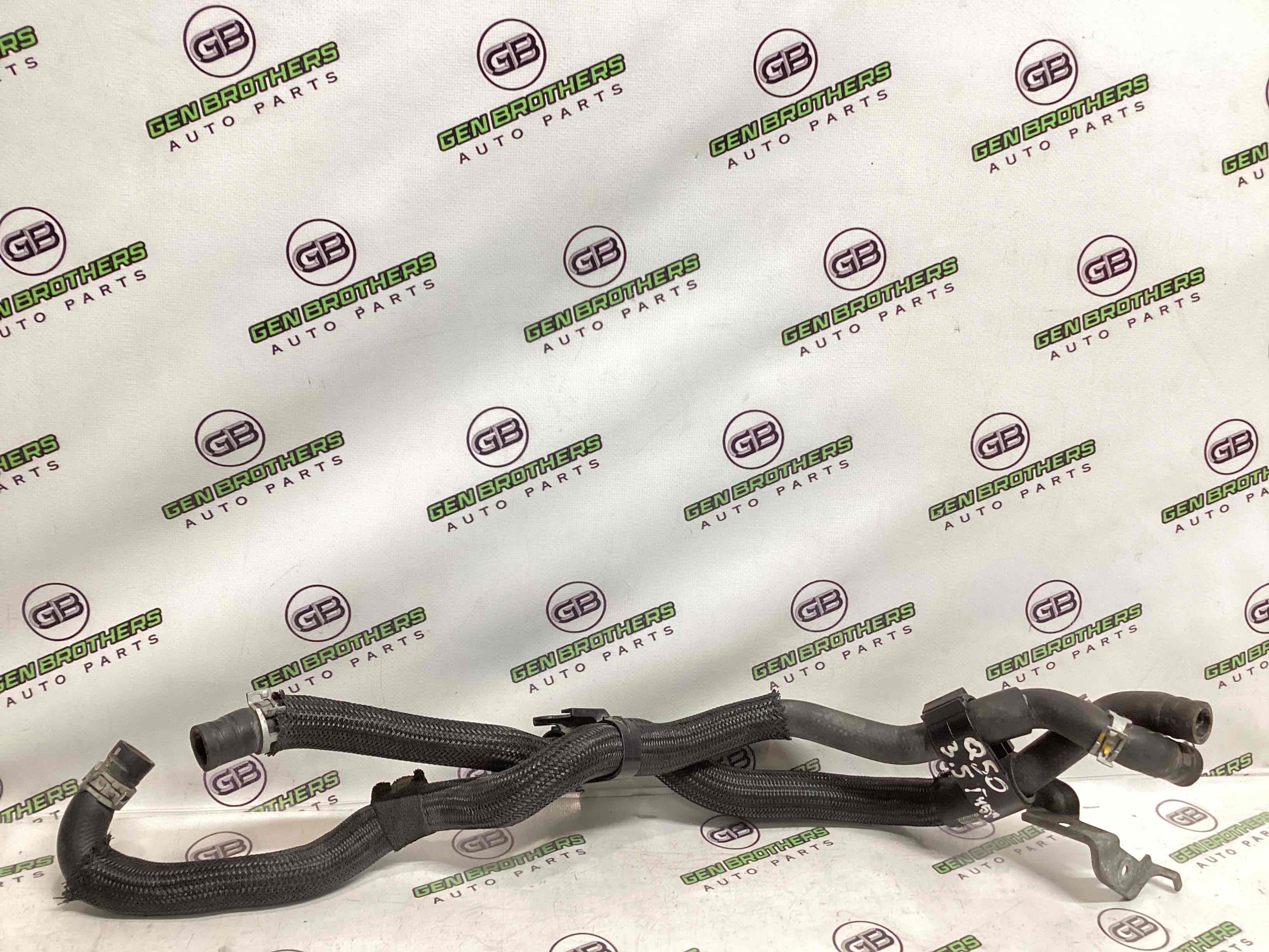 Патрубок трубопровід, шланг