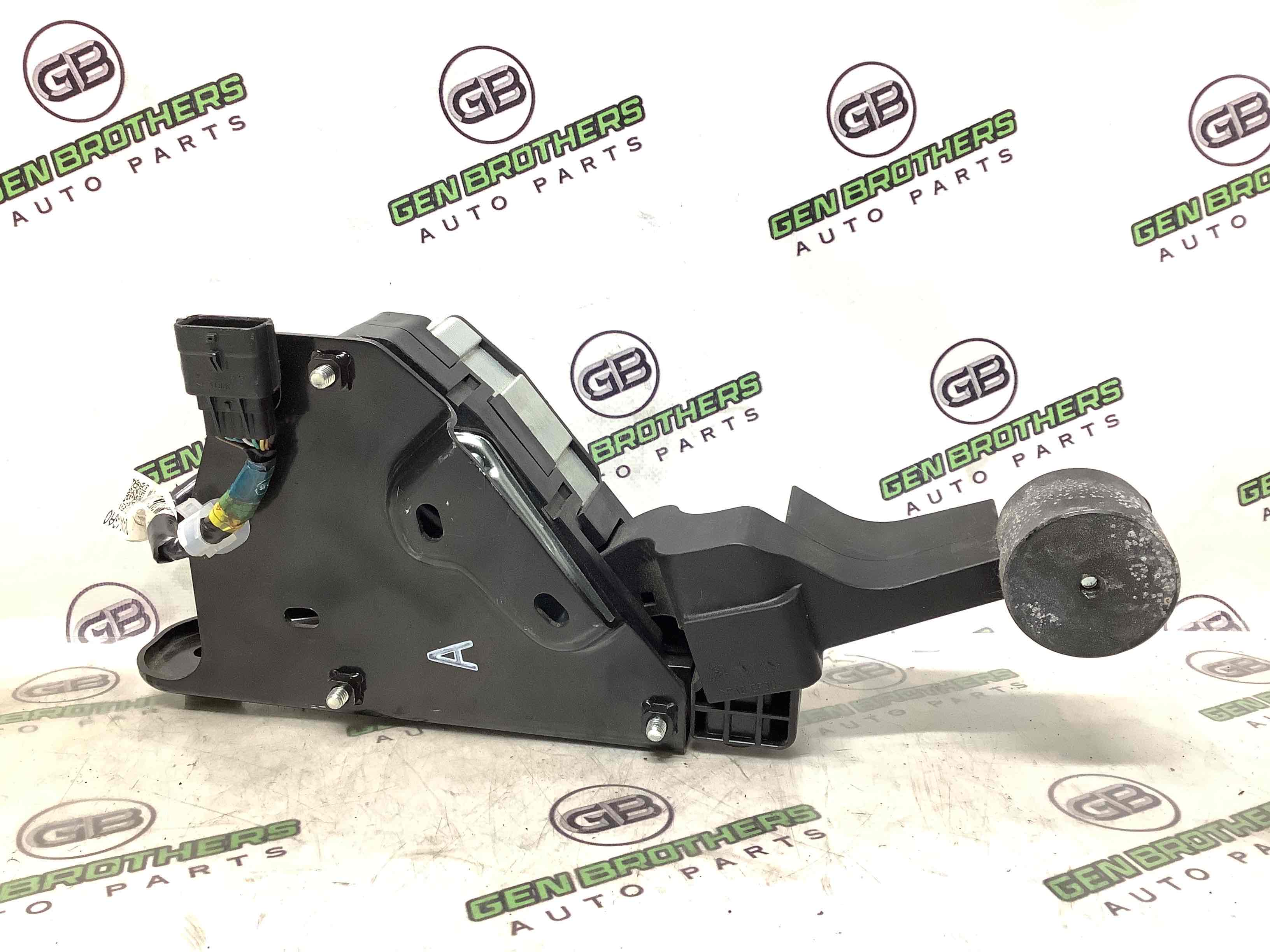 Педаль газу