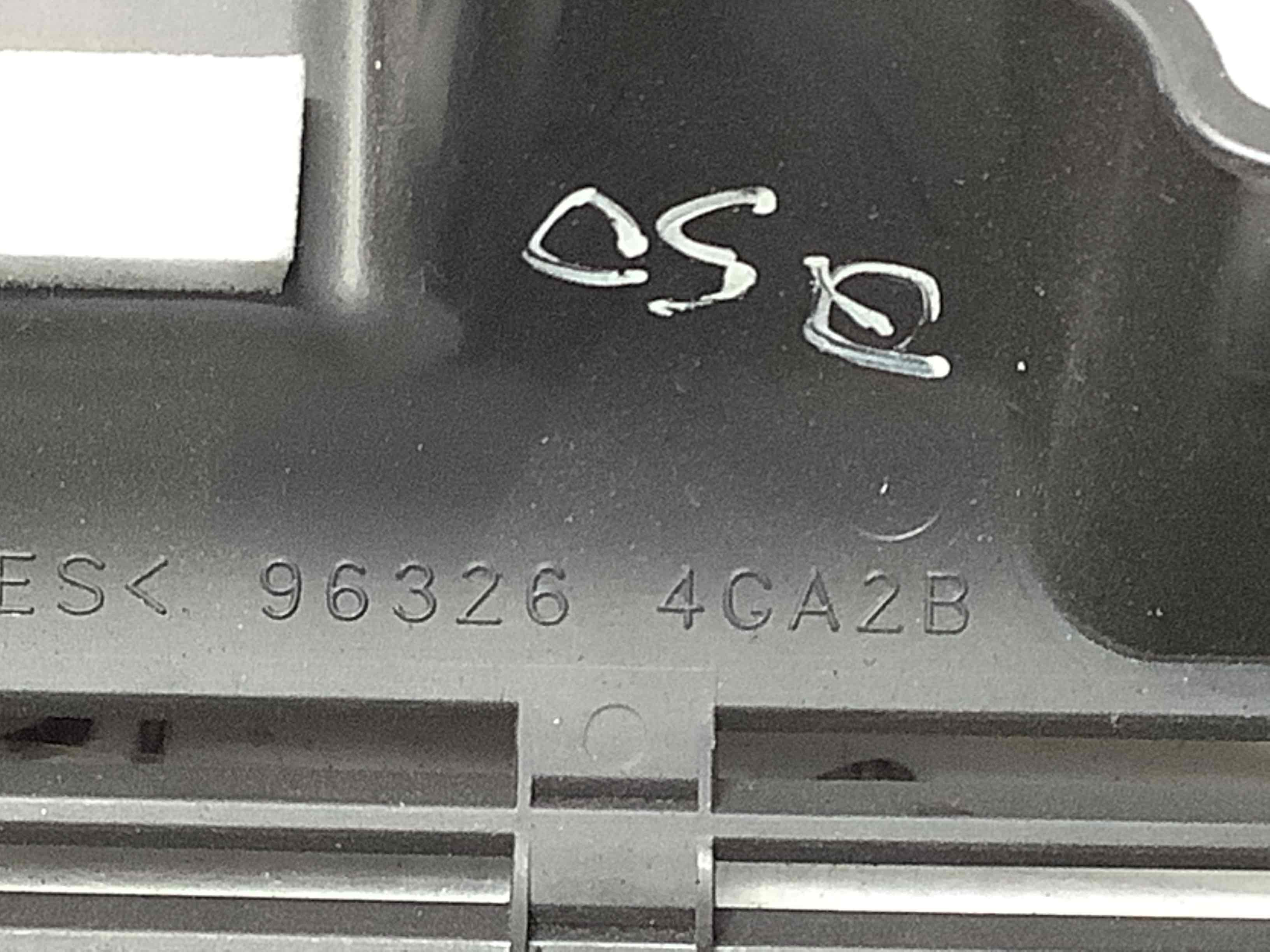 Дзеркало салону, корпус, кріплення, накладка