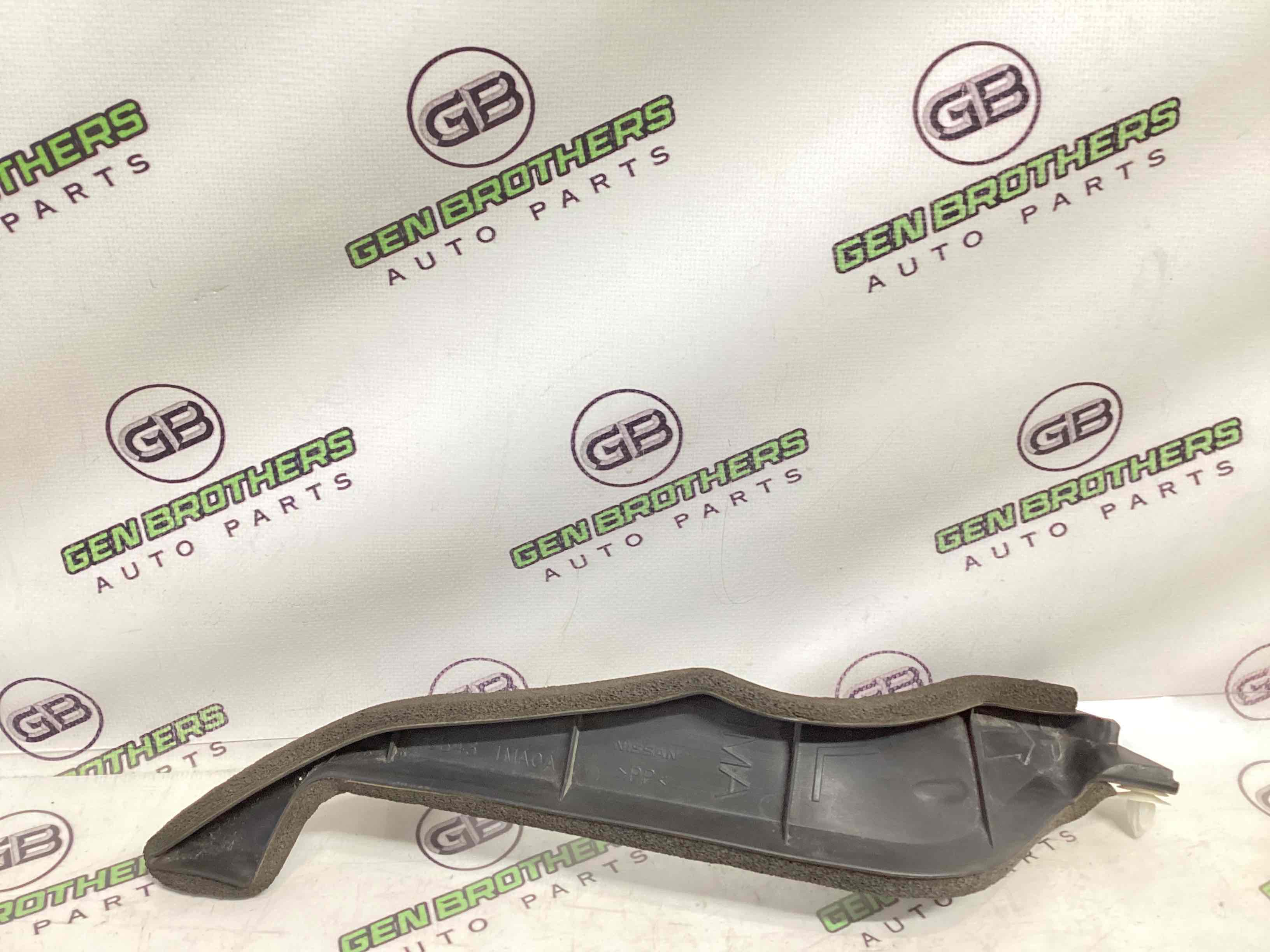 Ізолятор крила, ущільнювач та повітропровід крила