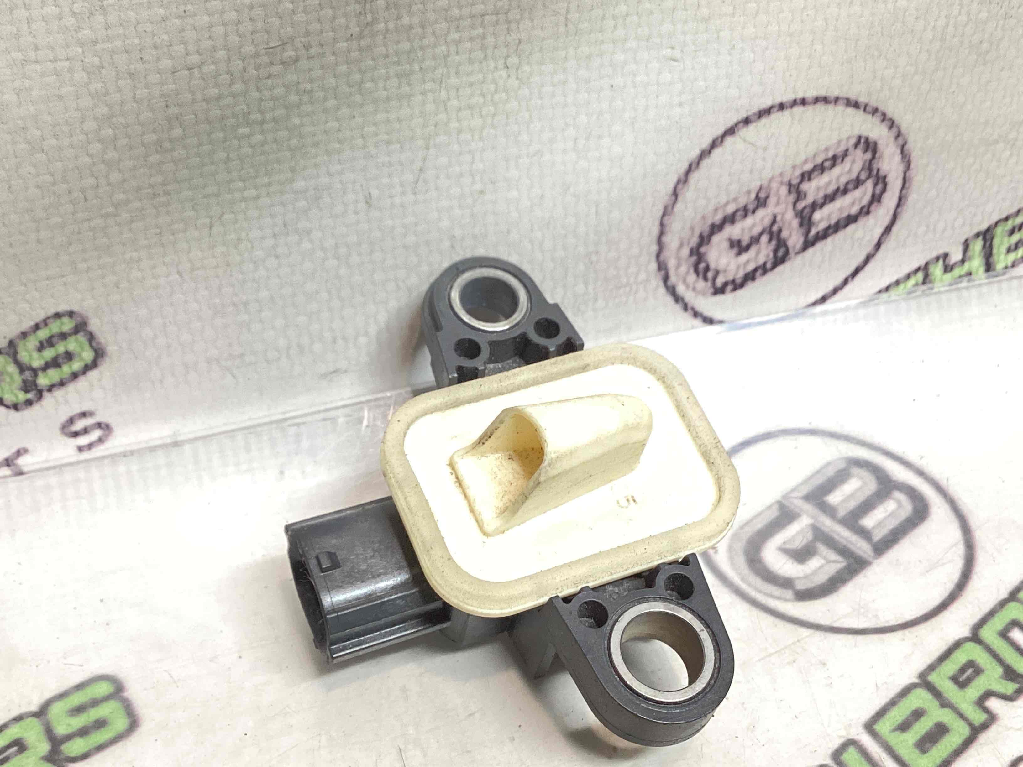 Датчик удару Airbag бічний