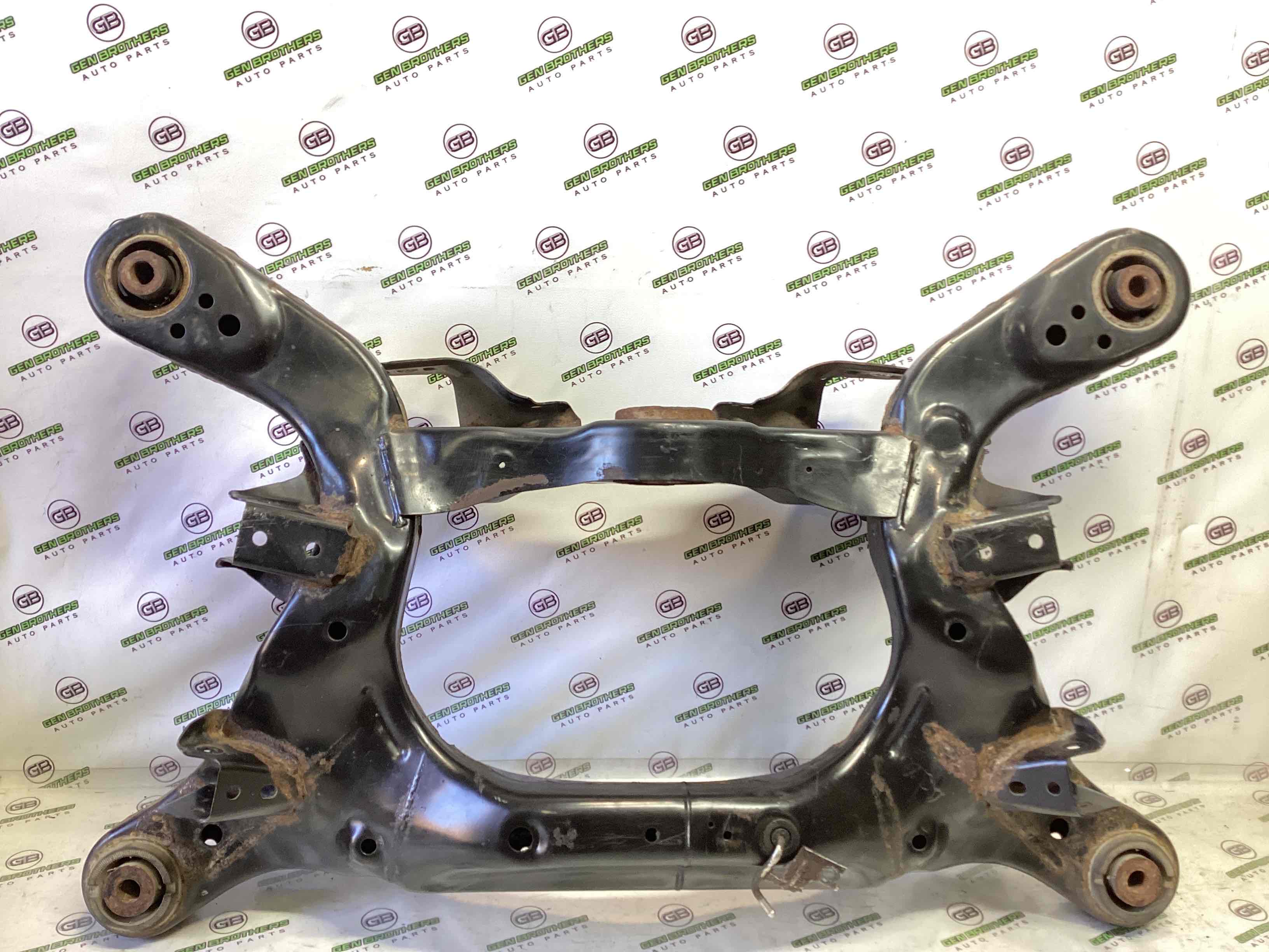 Балка підвіски задня підрамник