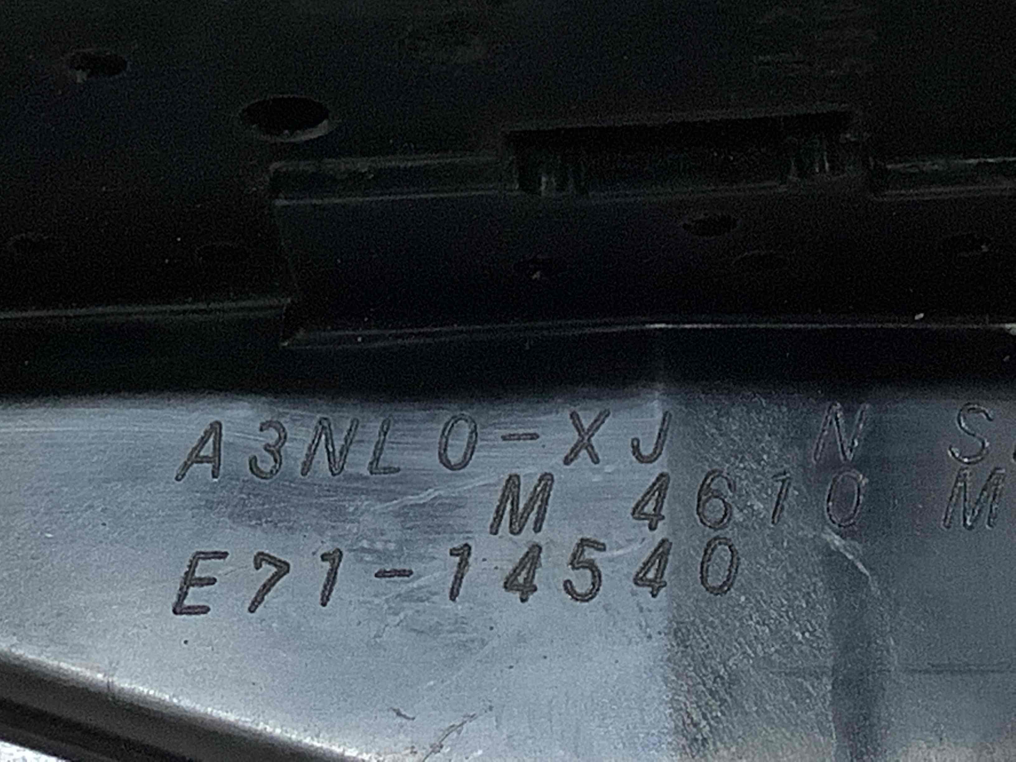 Замок дверей задньої лівої