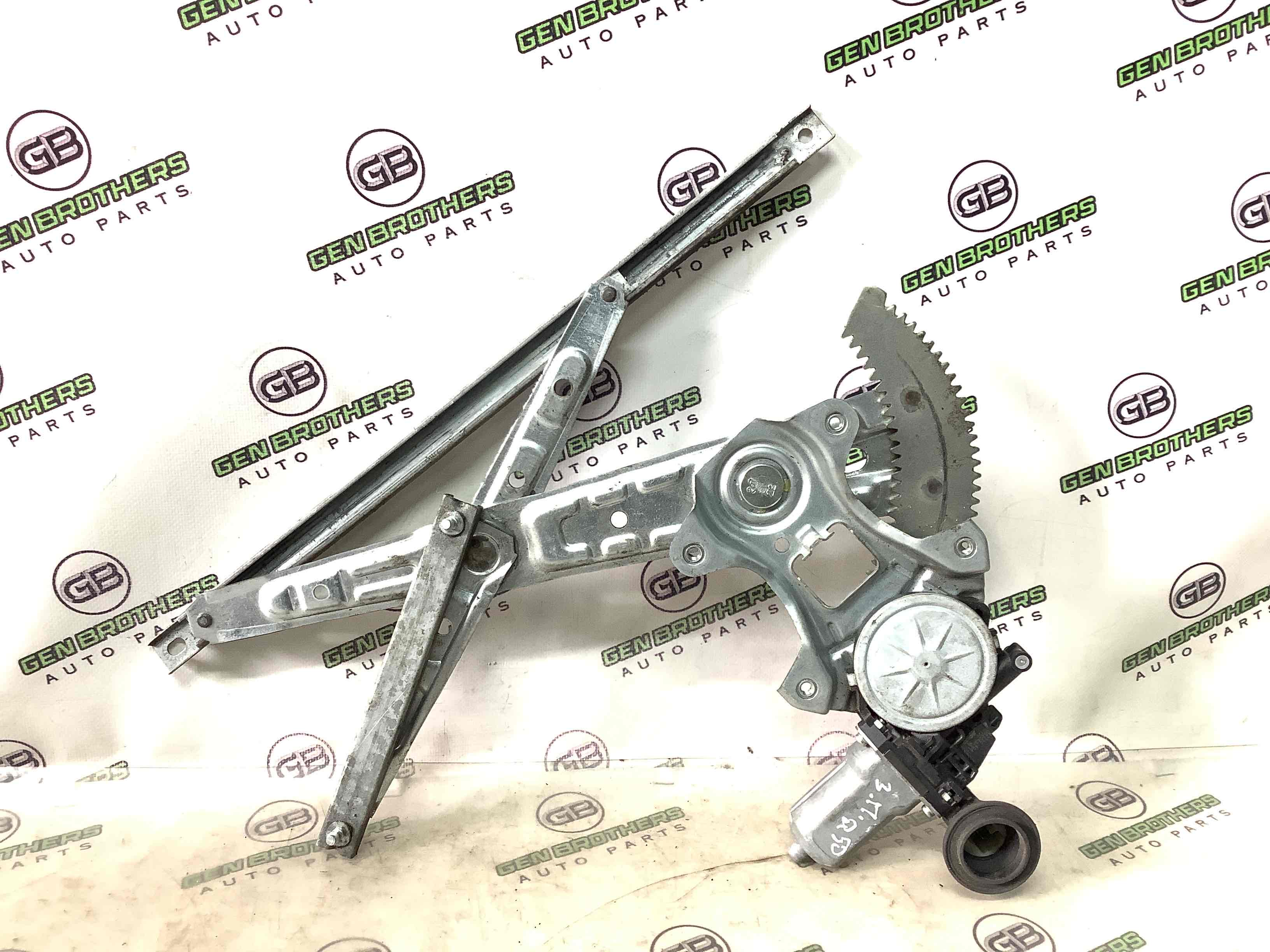 Склопідйомник задній правий