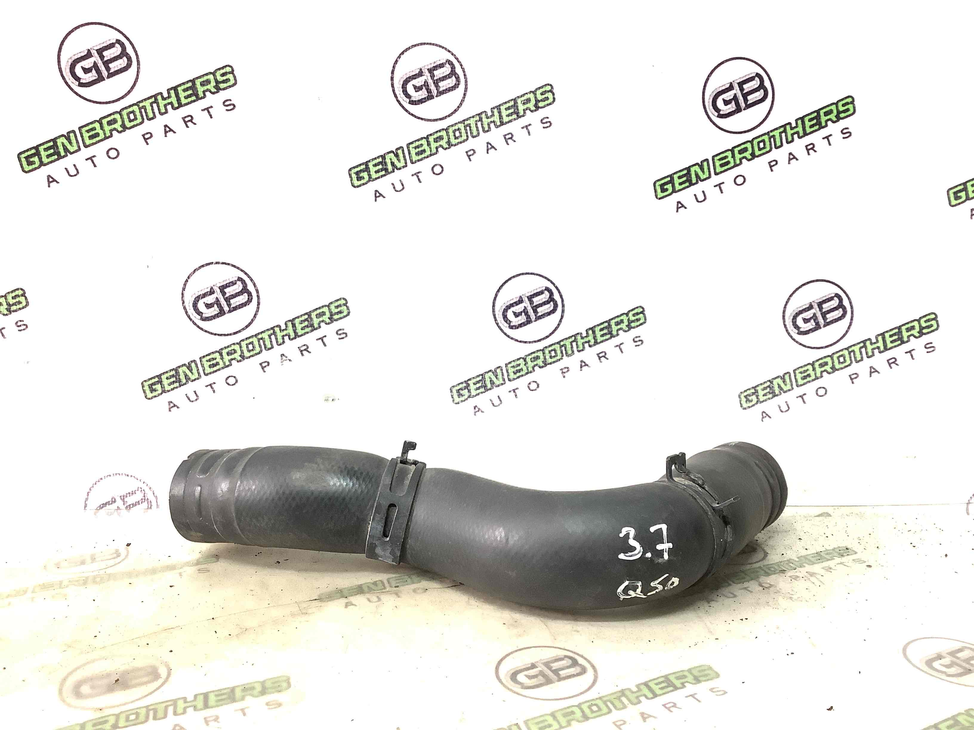 Патрубок трубопровід, шланг