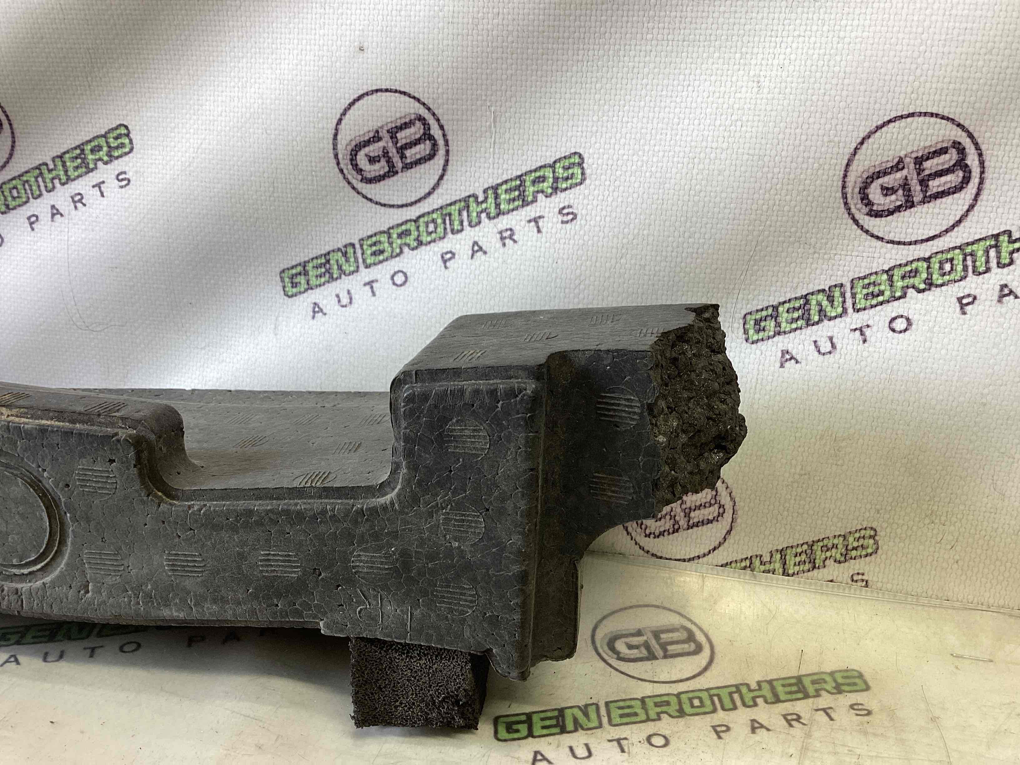 Абсорбер бампера