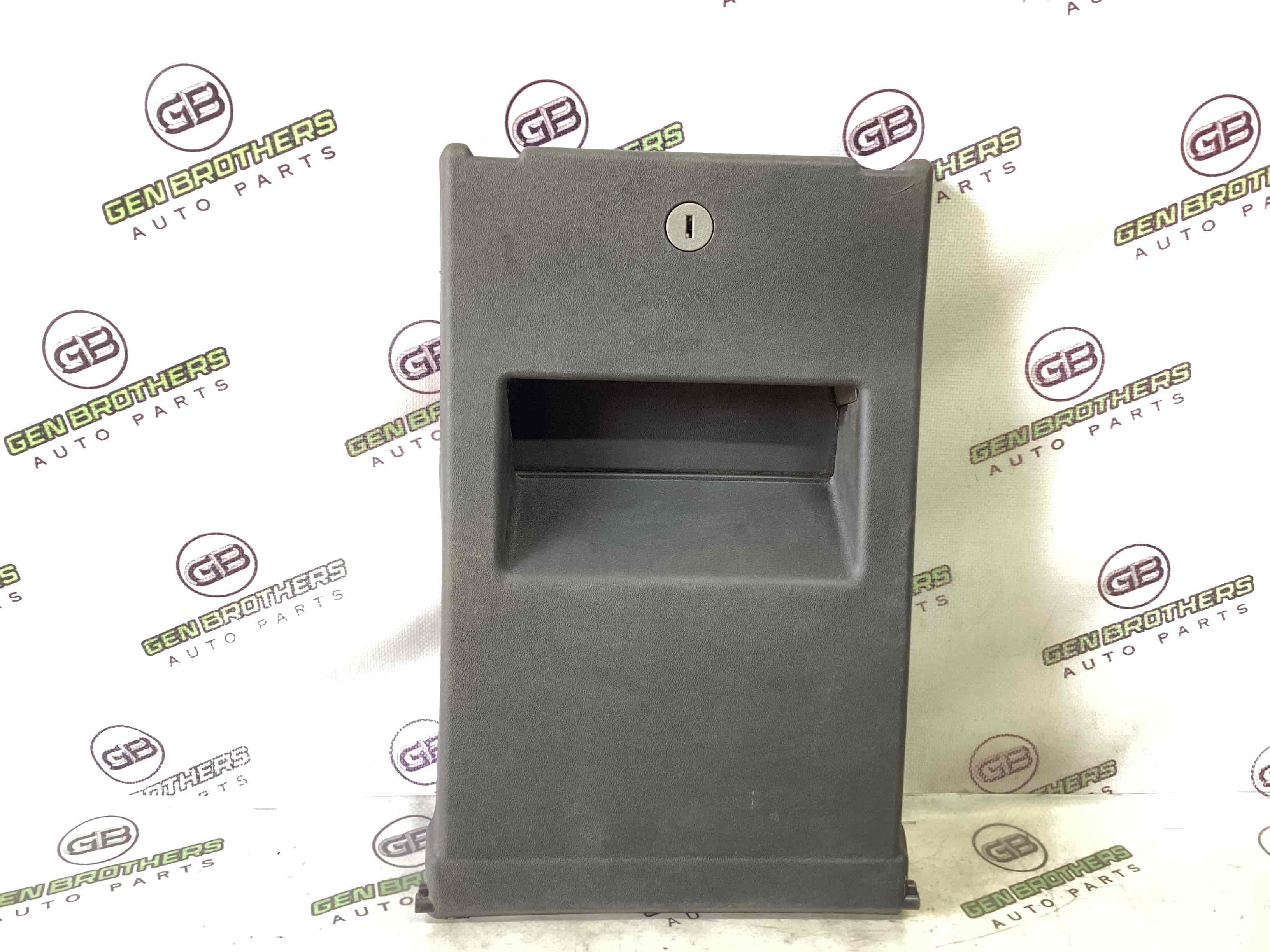 Пластикові елементи салону