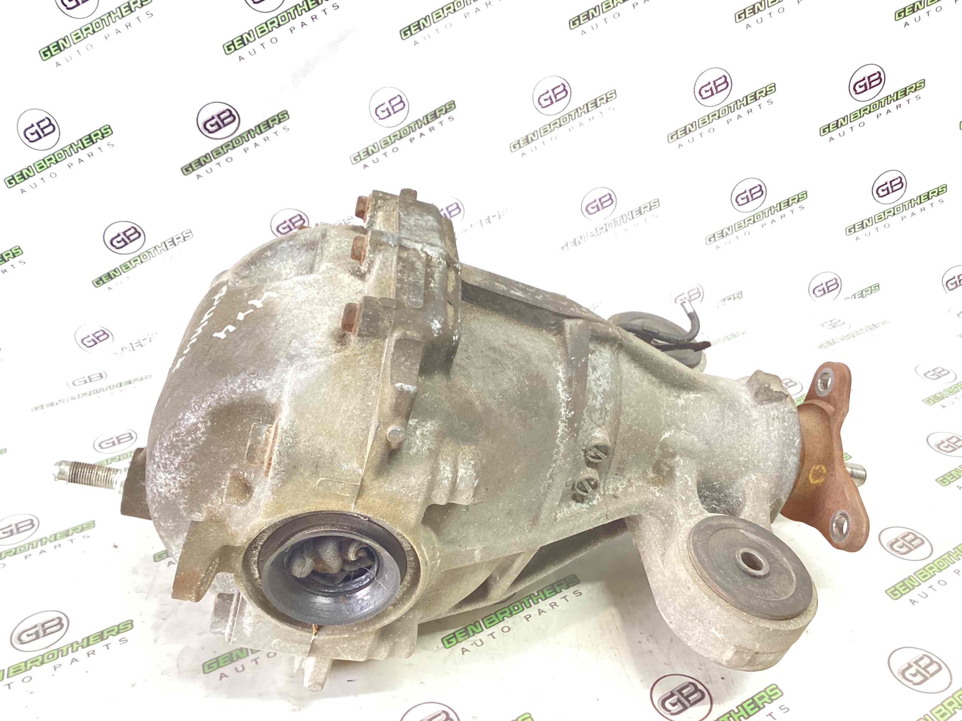 Задній диференціал редуктор