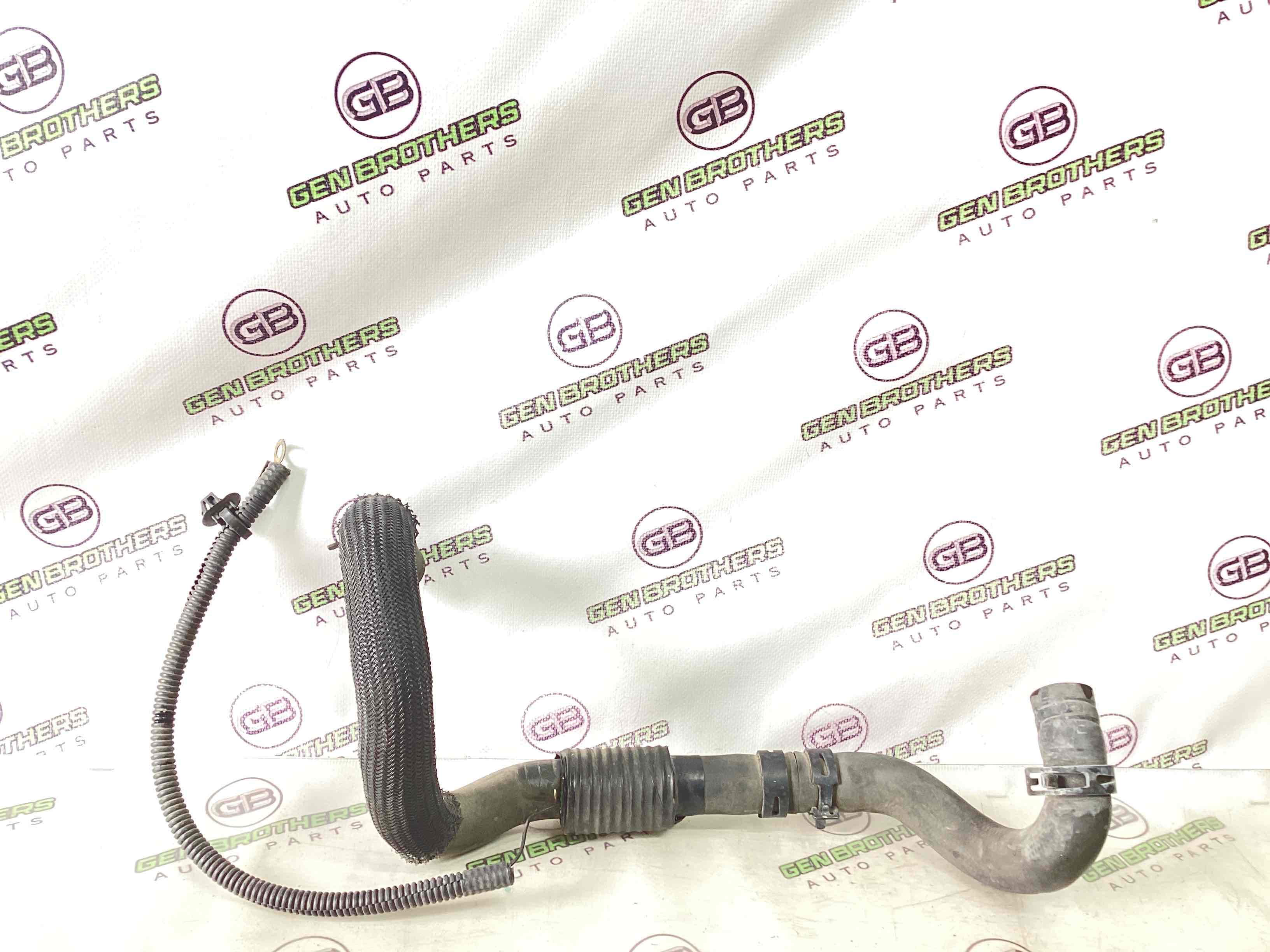 Патрубок трубопровід, шланг