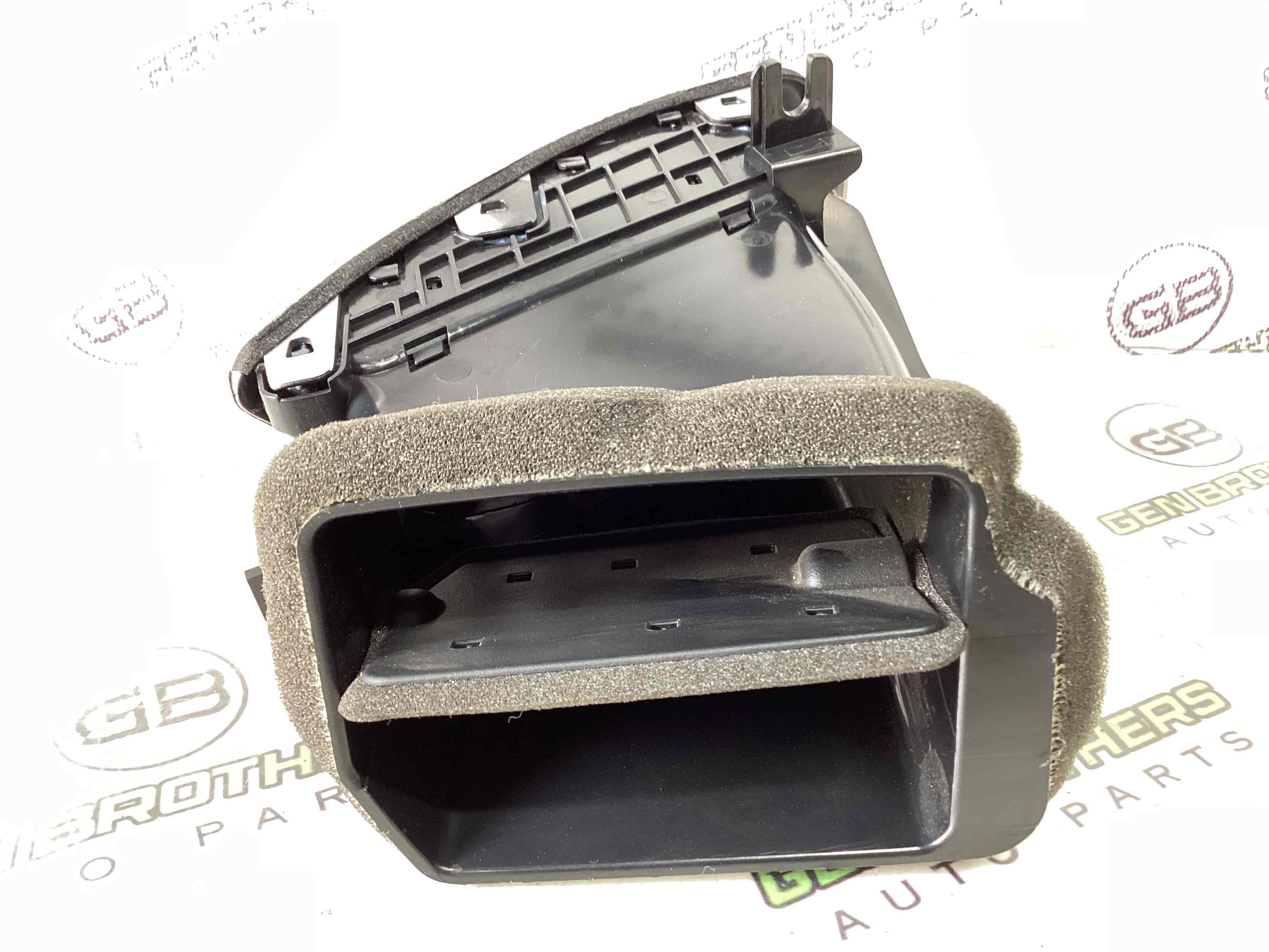 Дефлектор обдування салону