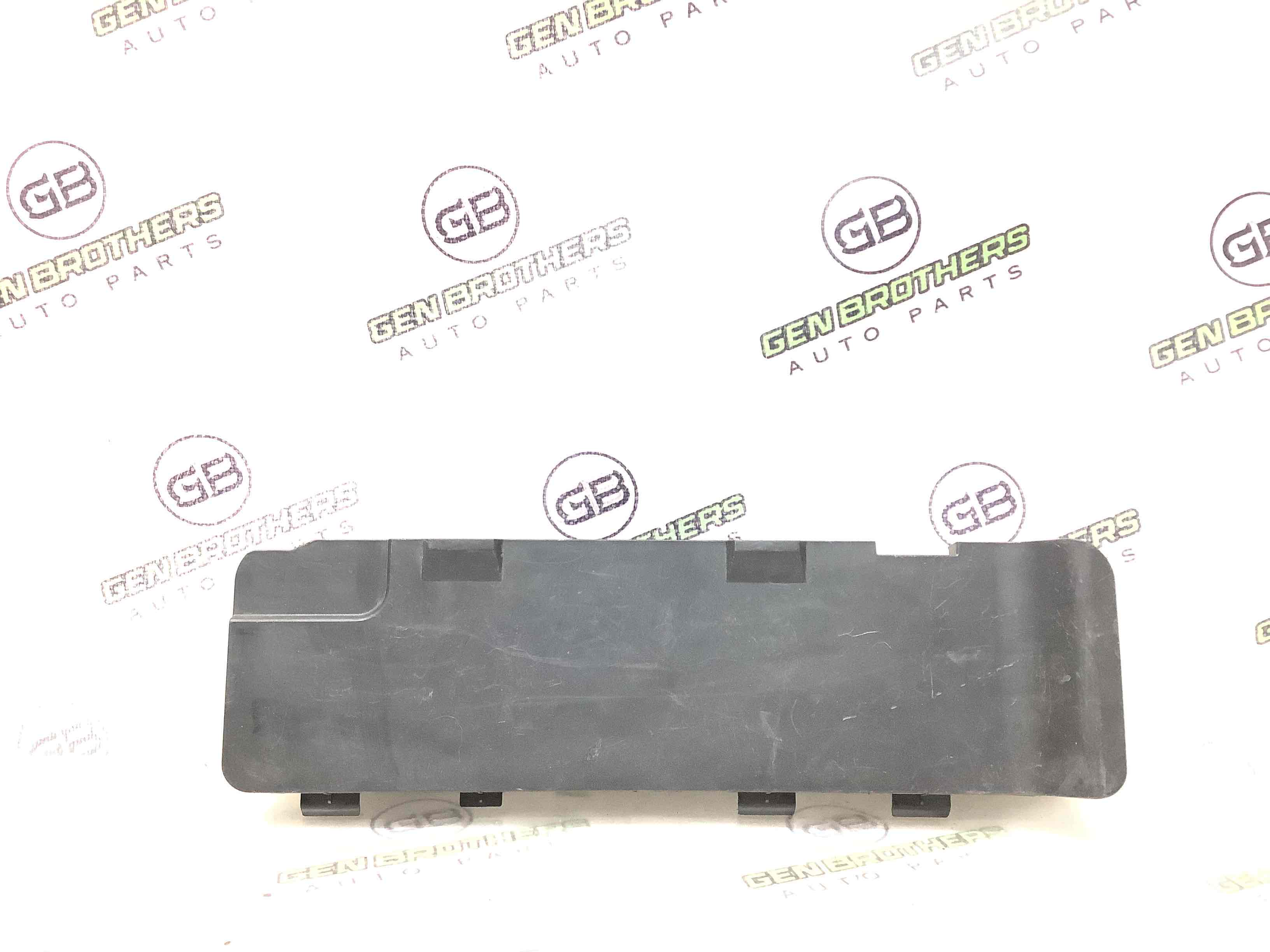 Пластикові елементи салону