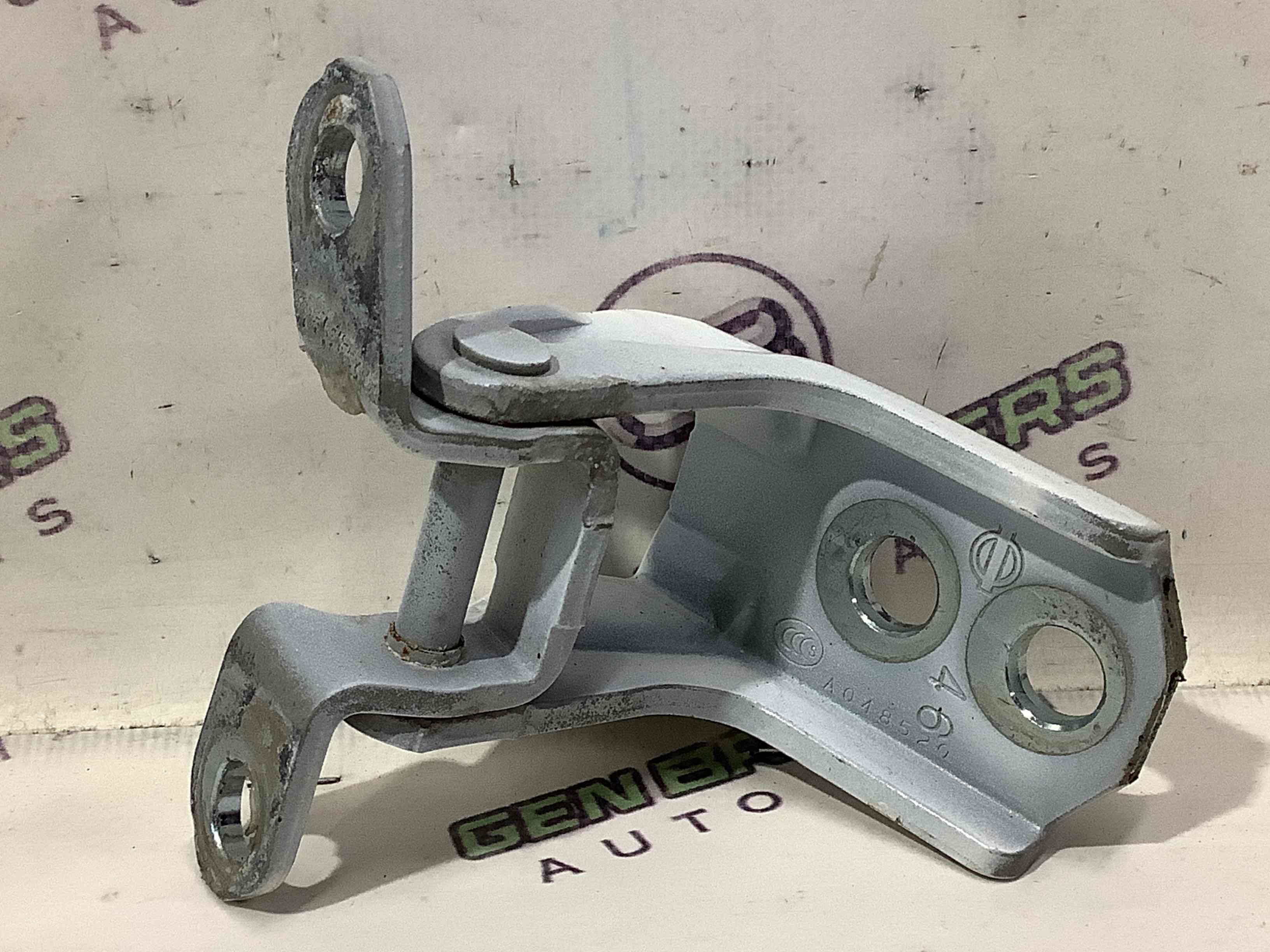 Петля двері, замок двері