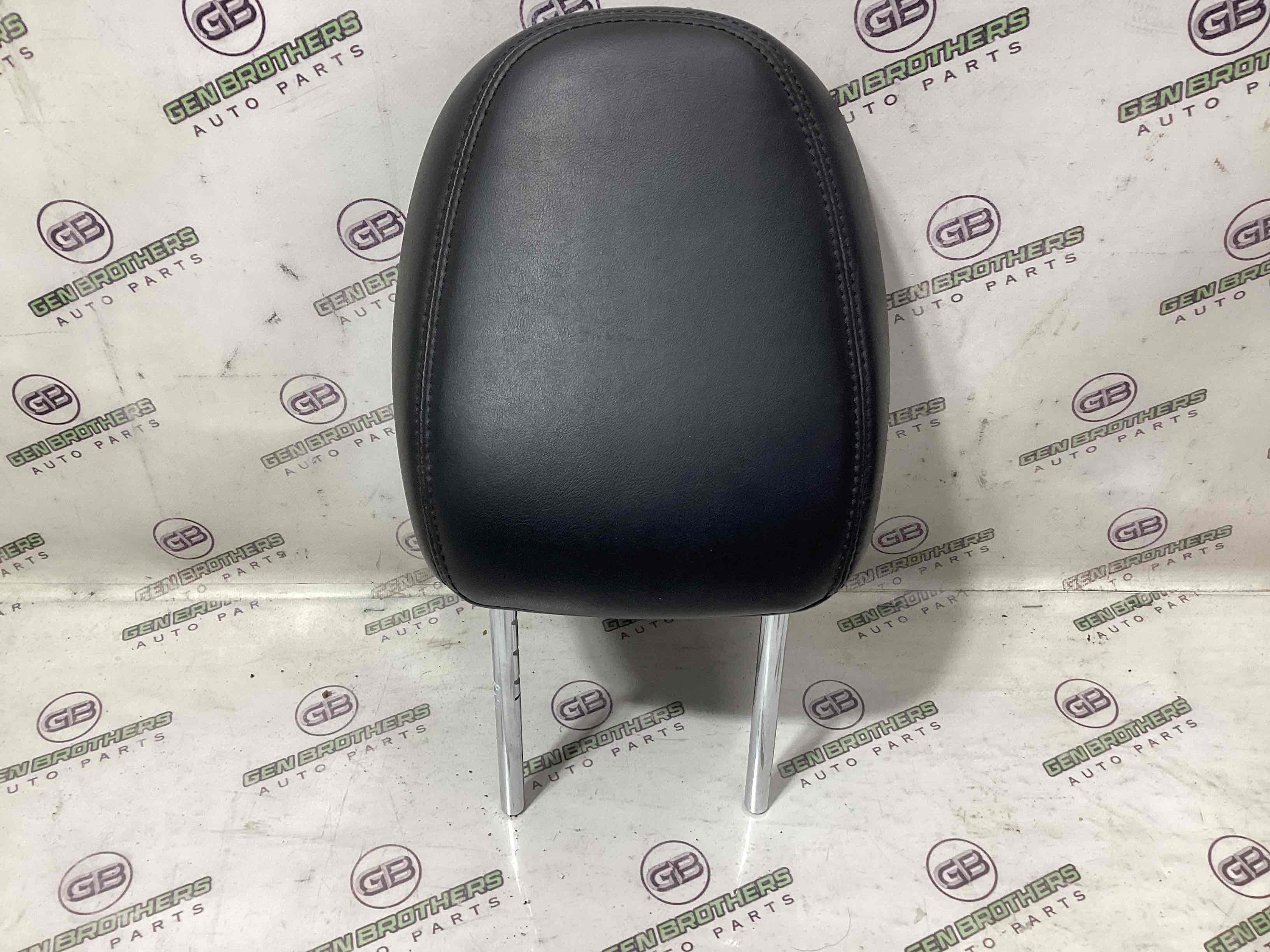 Підголівник