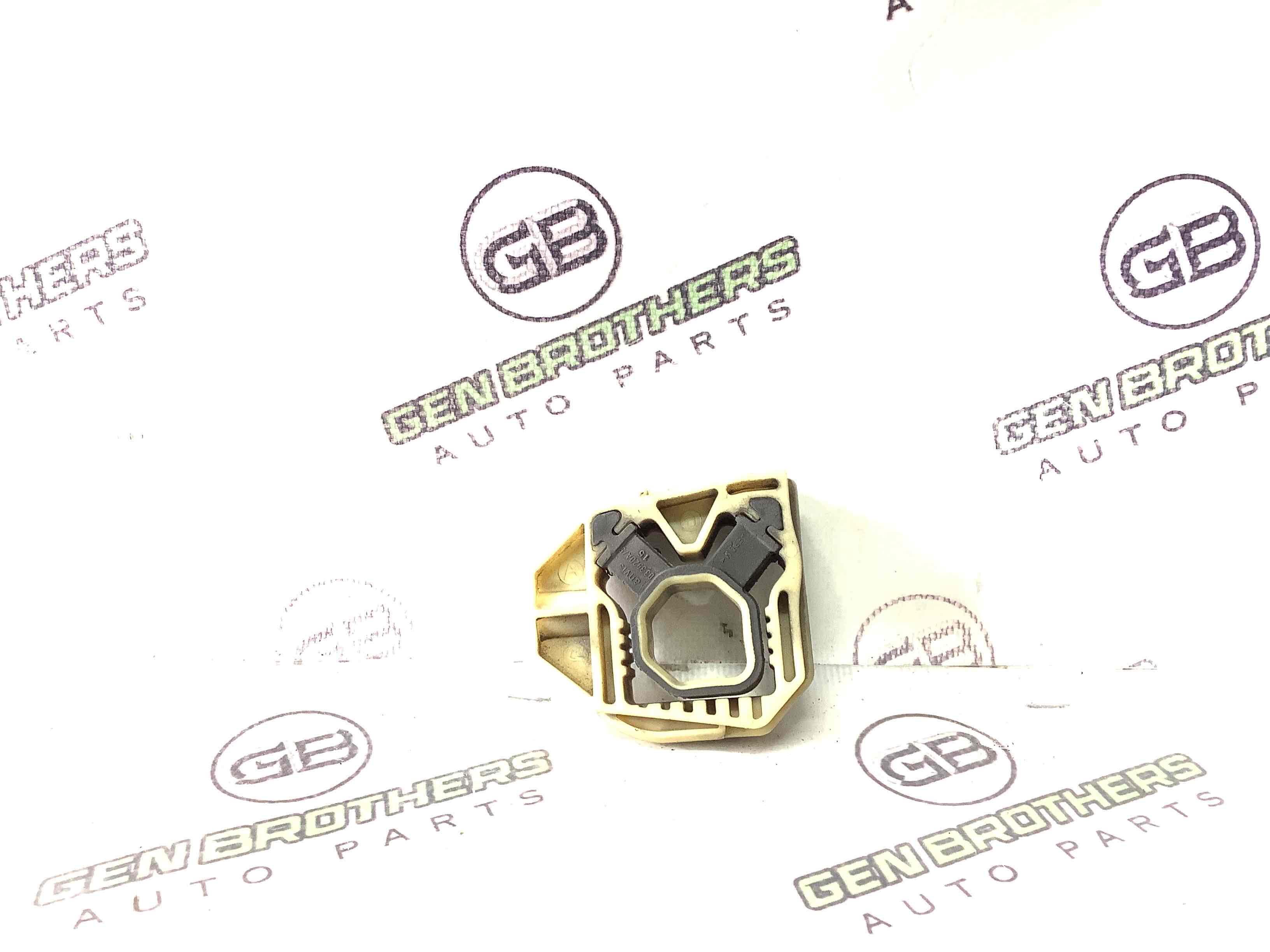 Опора радіатора, кріплення, кронштейн, ущільнювач радіатора