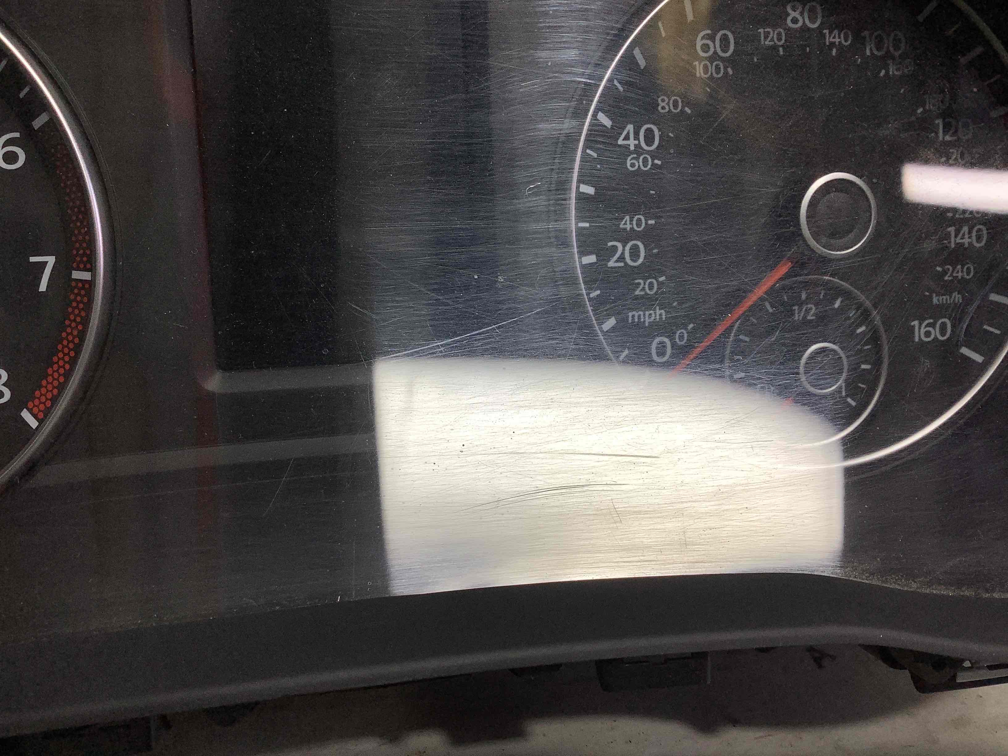 Щиток приладів панель приладів