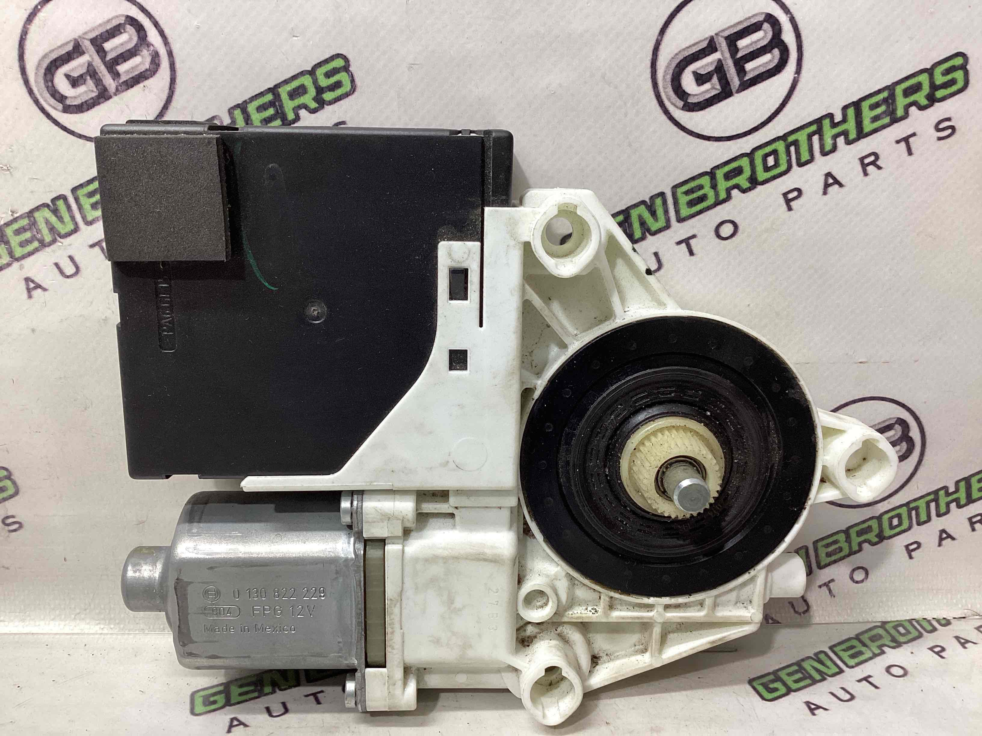 Моторчик склопідйомника