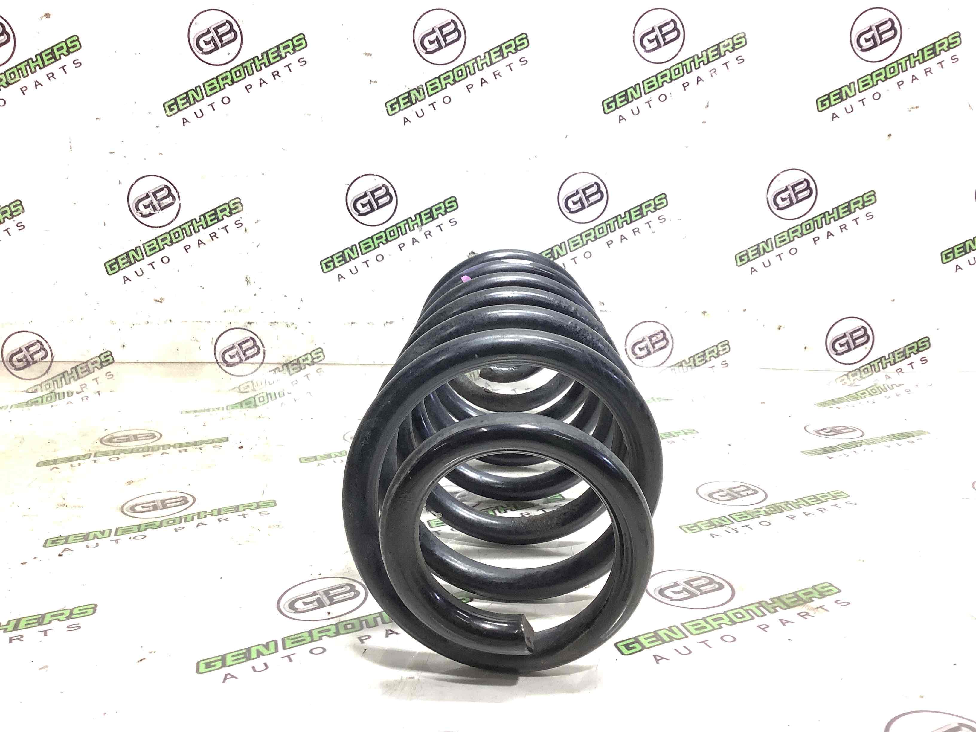 Пружина задня