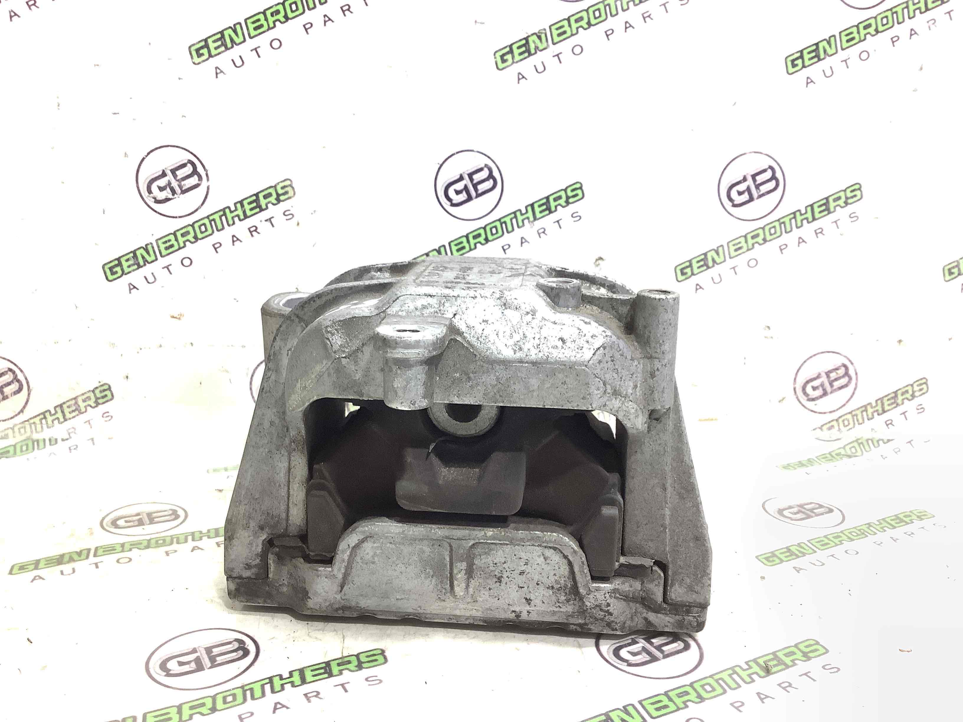 Подушка кріплення двигуна