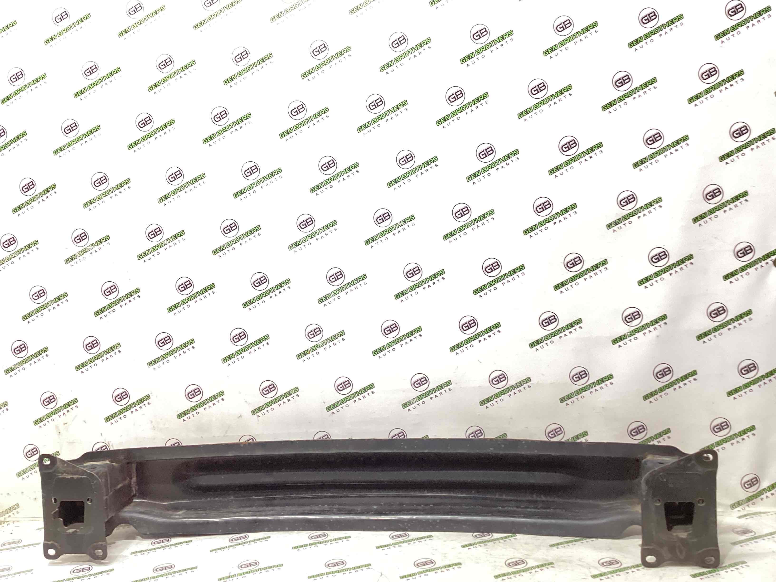 Підсилювач бампера заднього