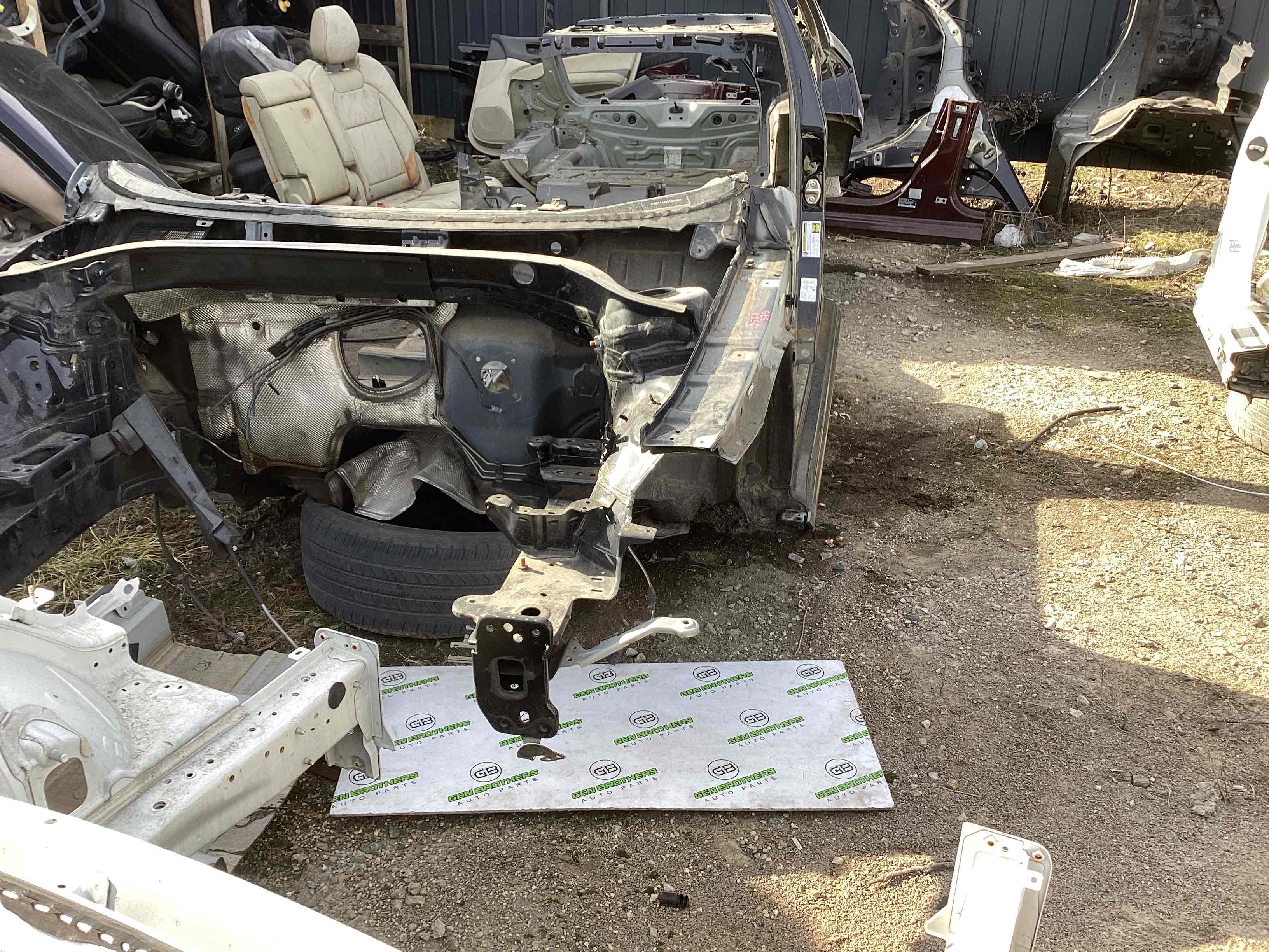 Чверть передня ліва