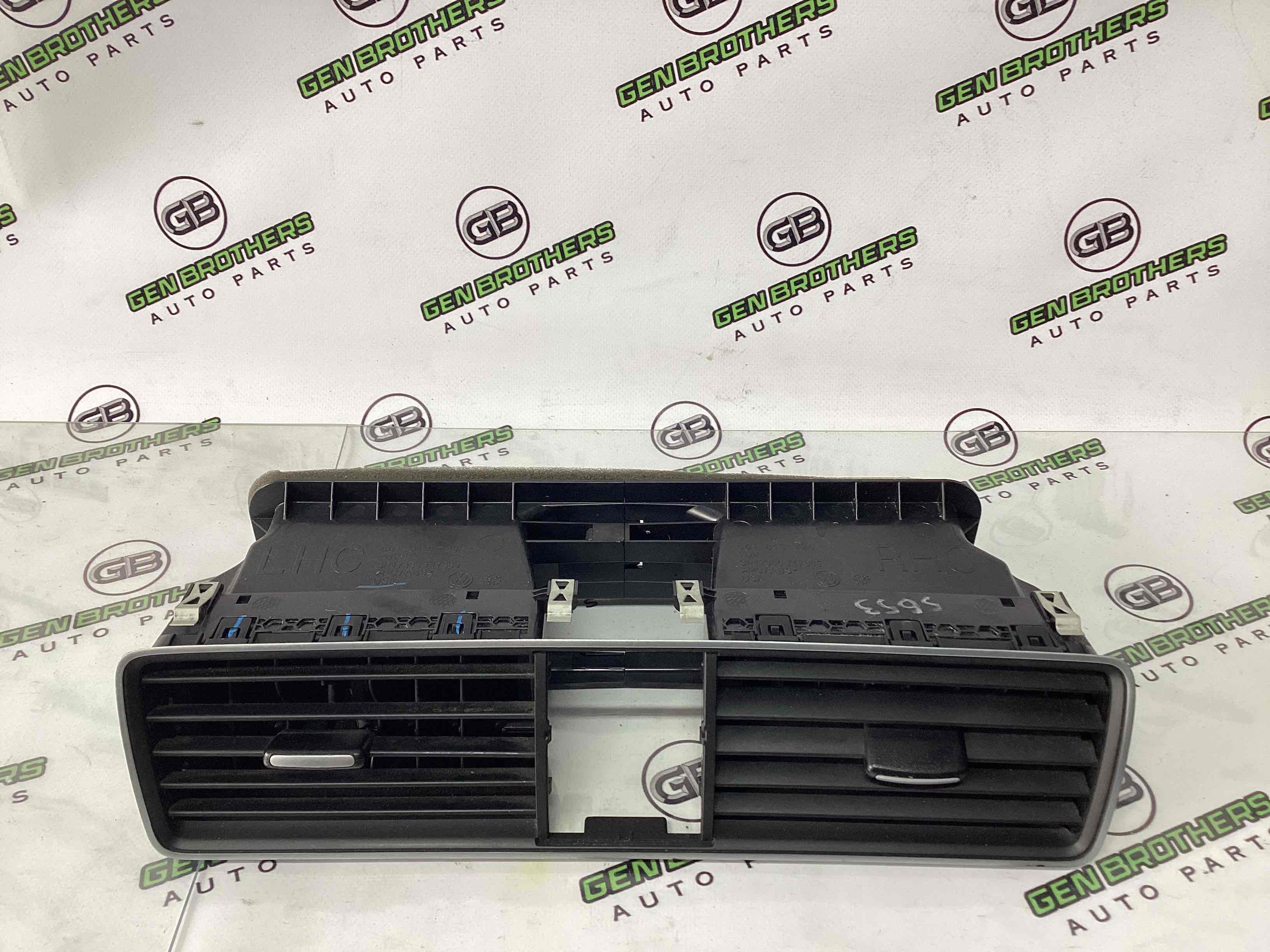 Дефлектор обдування салону