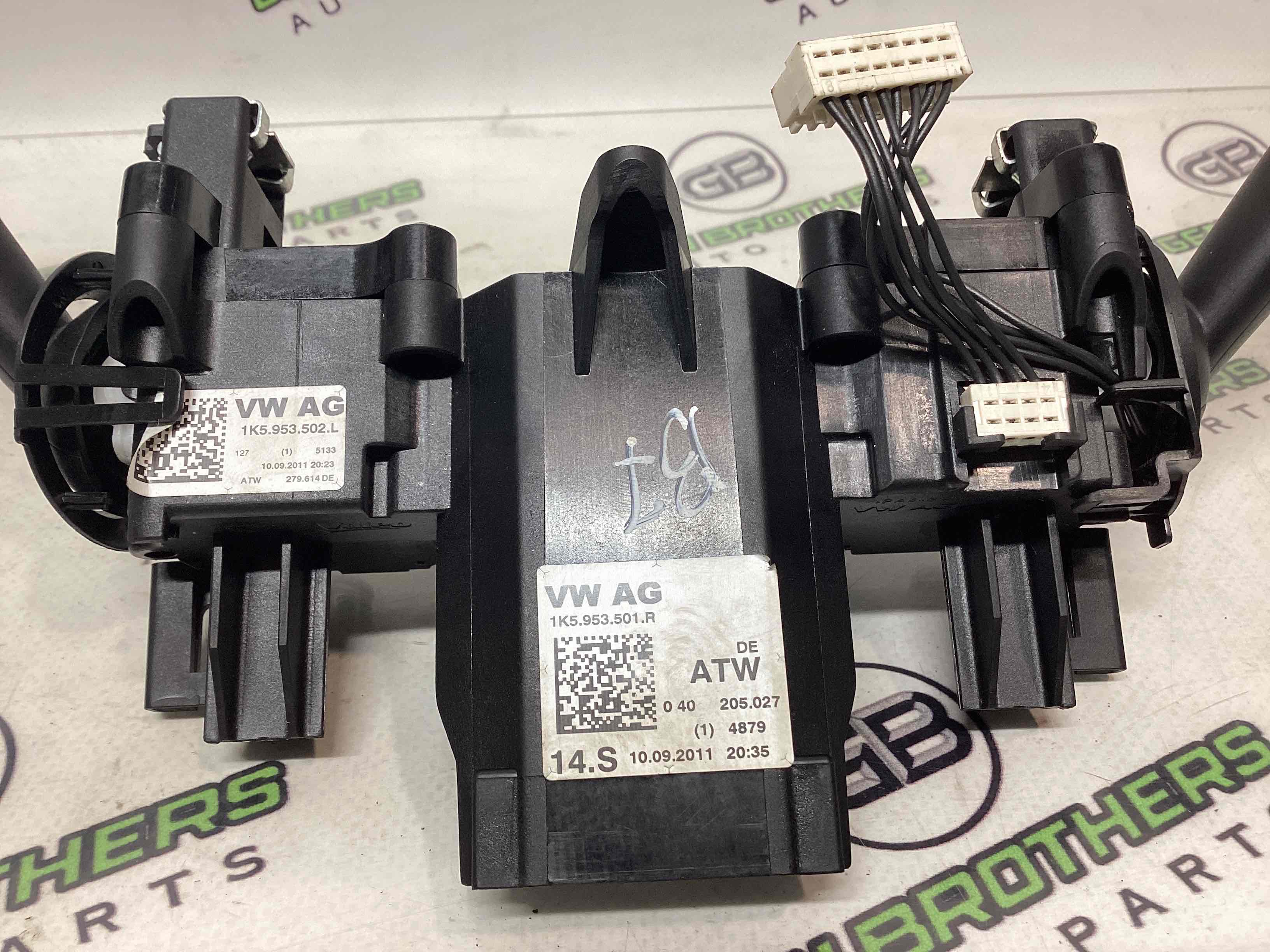 Перемикач підрульовий метелик