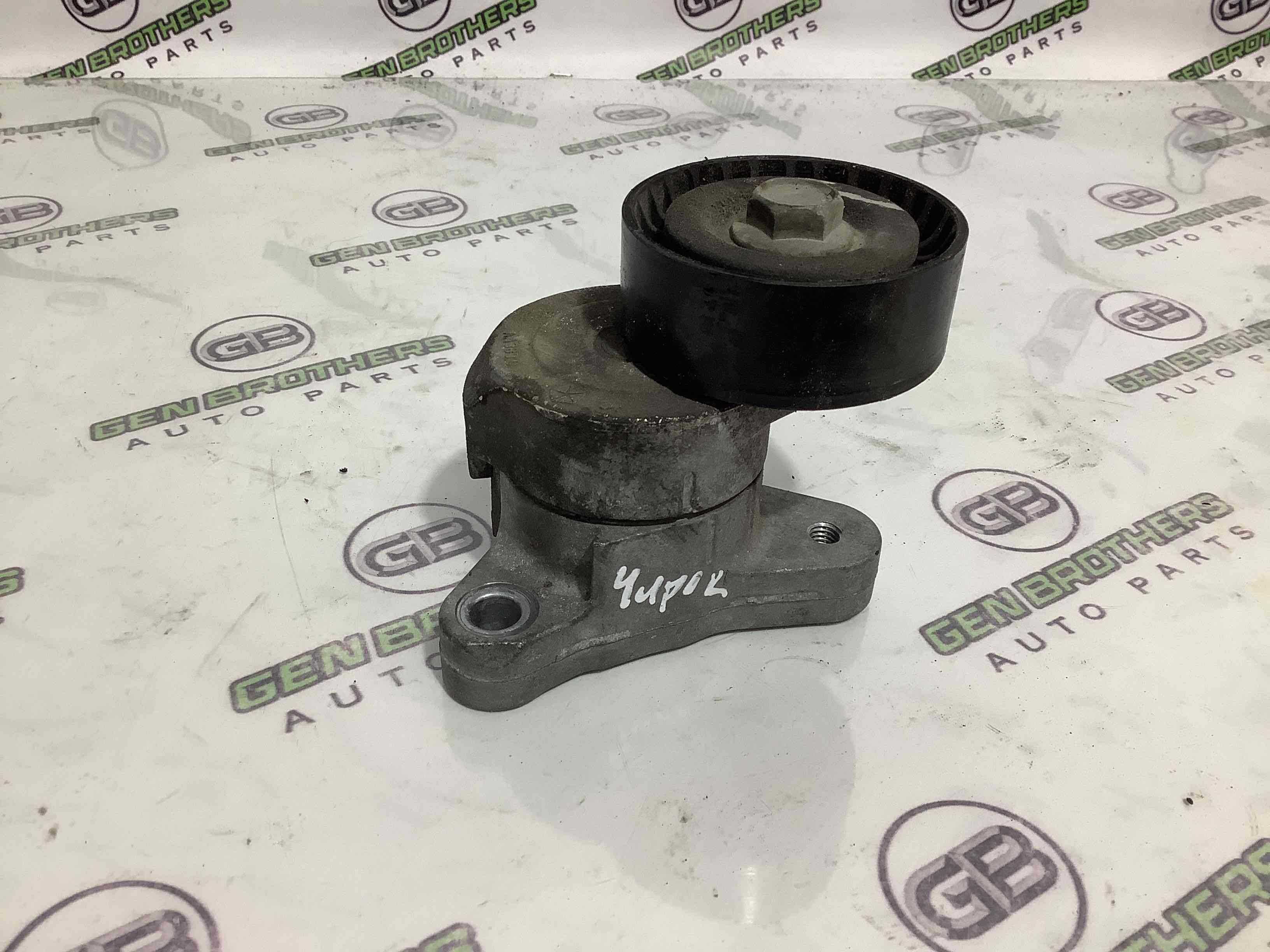 Механізм натягу ременя, ланцюга, ролика