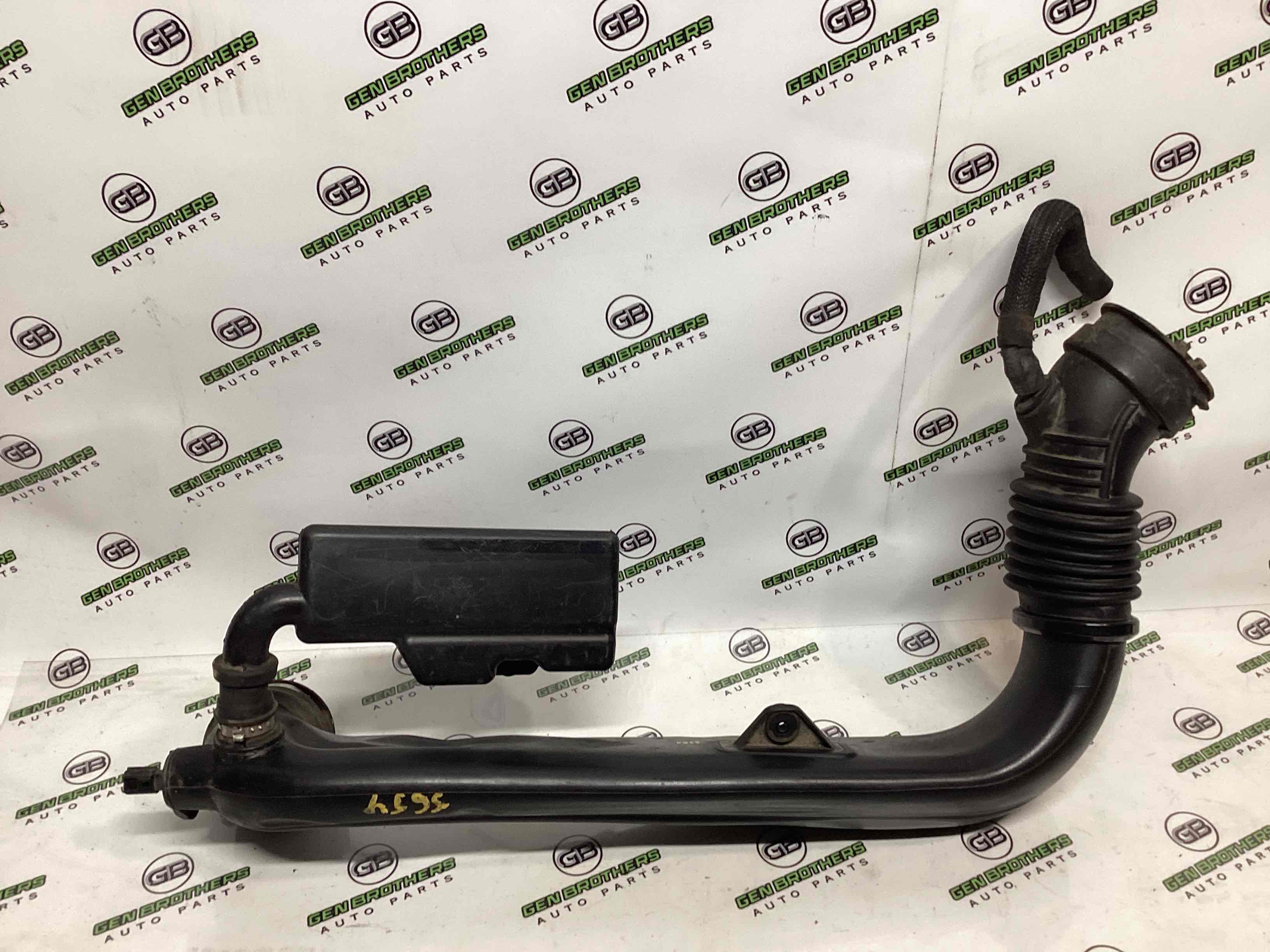 Патрубок повітряного фільтра