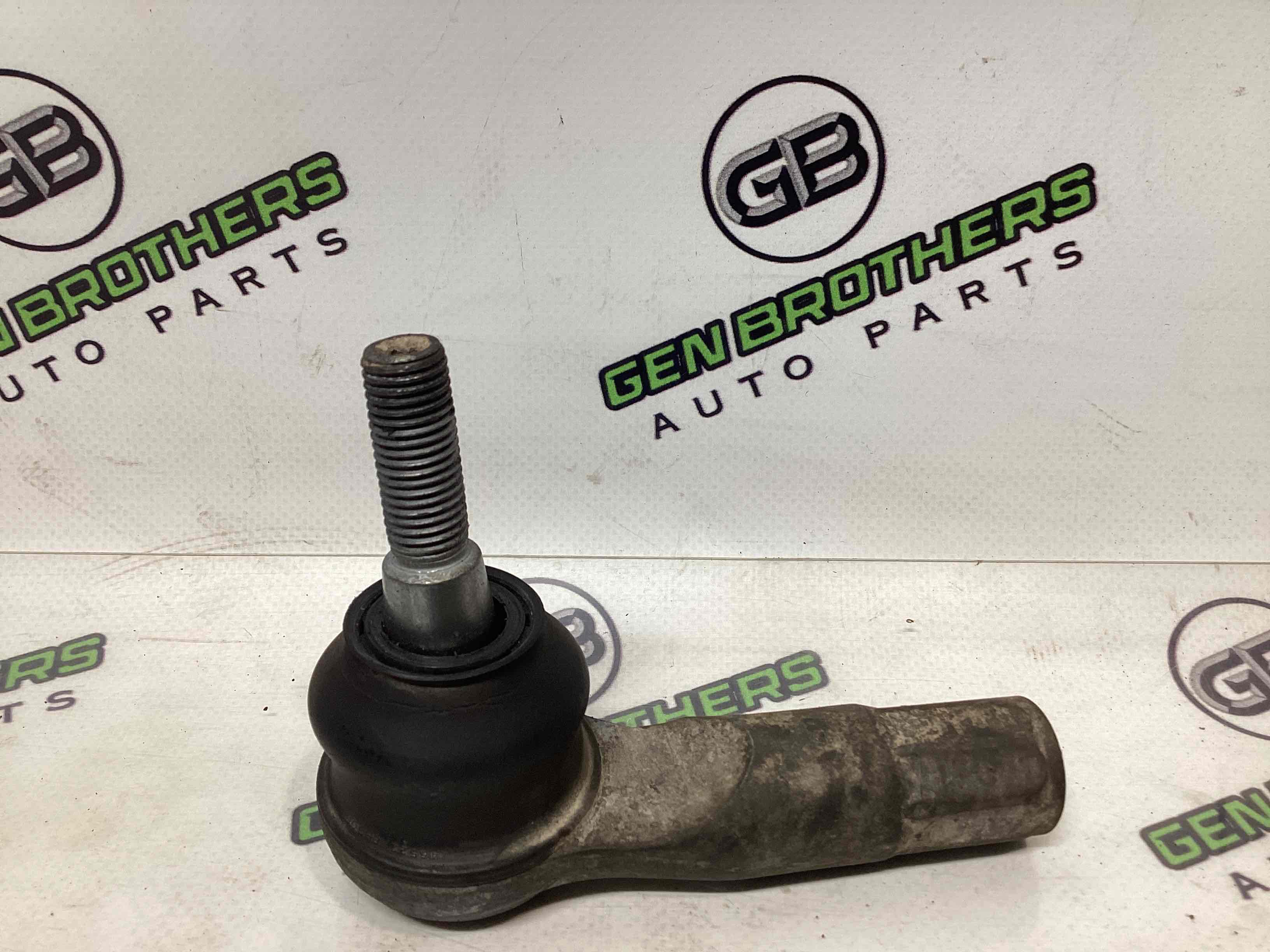 Тяга рульова, наконечник