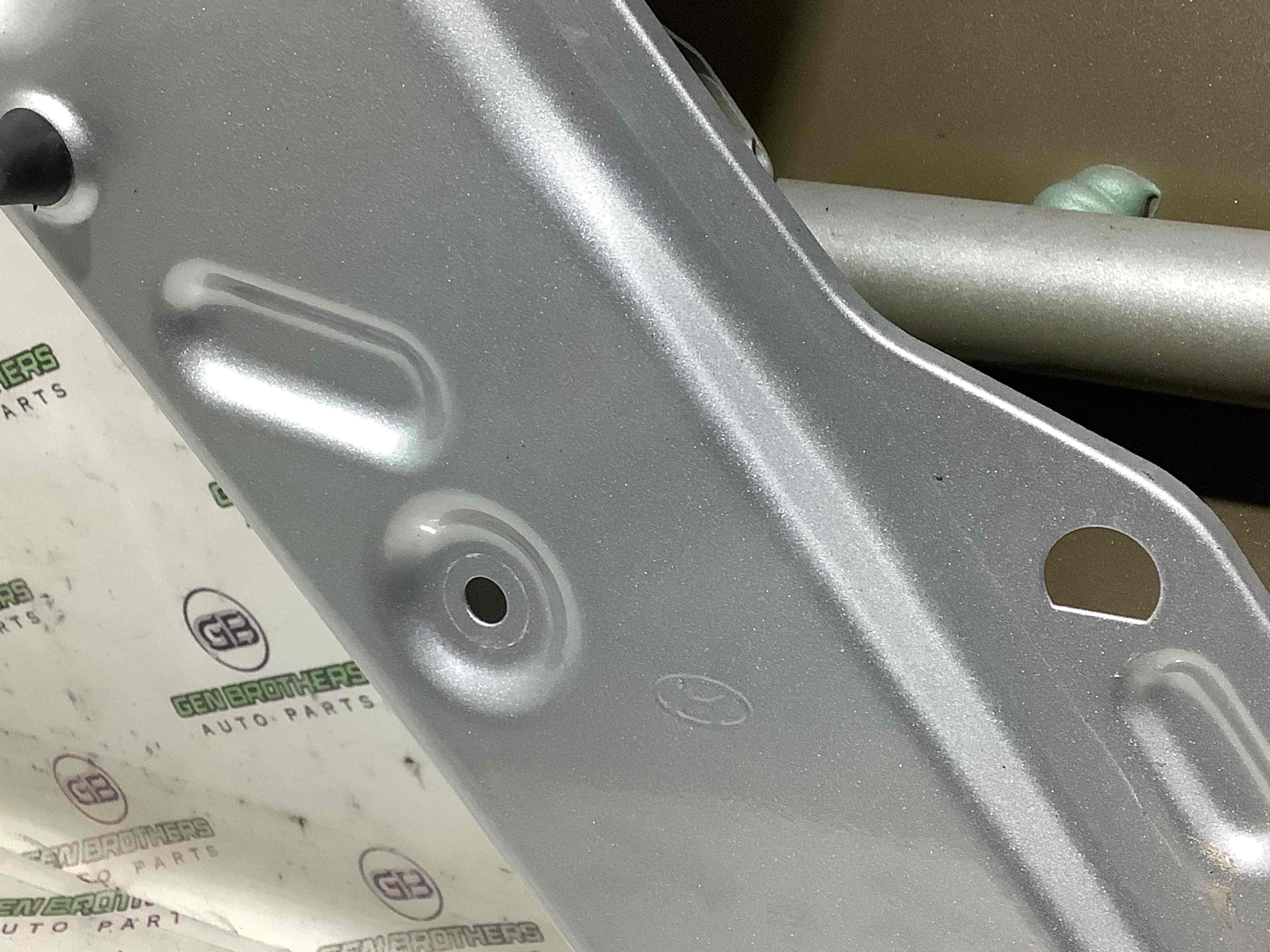 Двері задні ліві