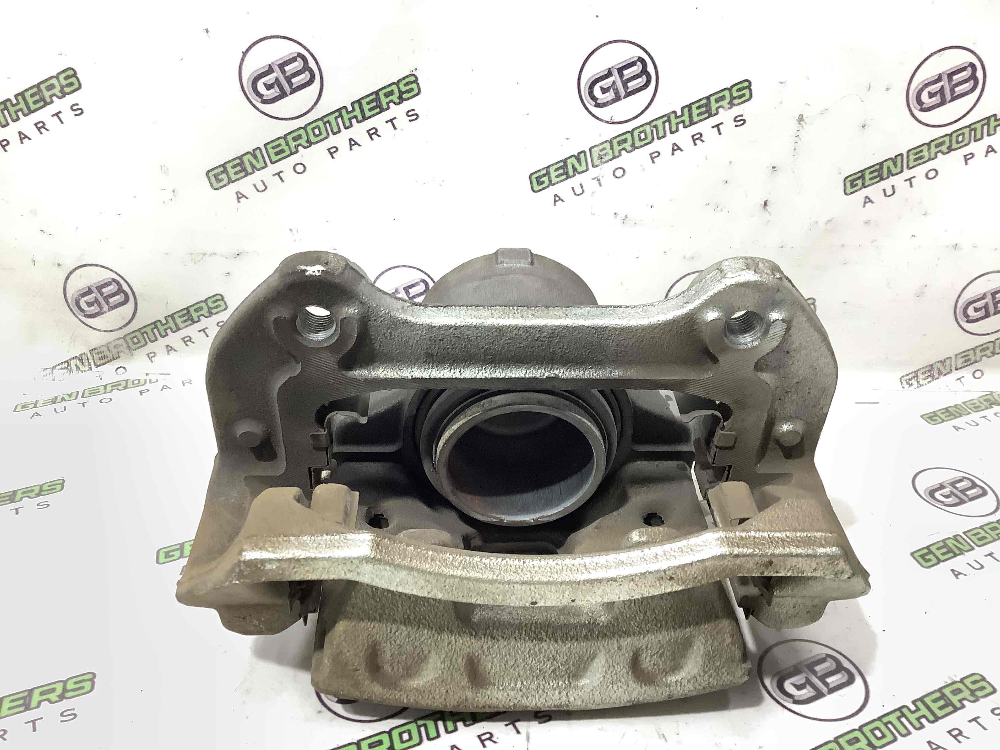 Супорт передній правий