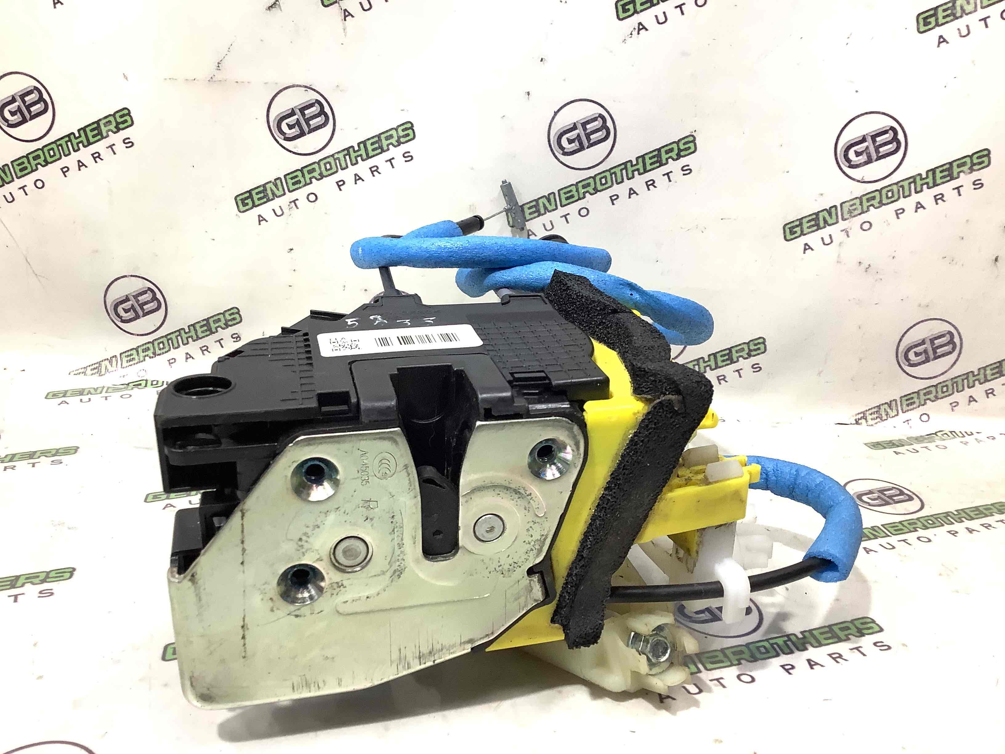 Замок дверей передньої правої