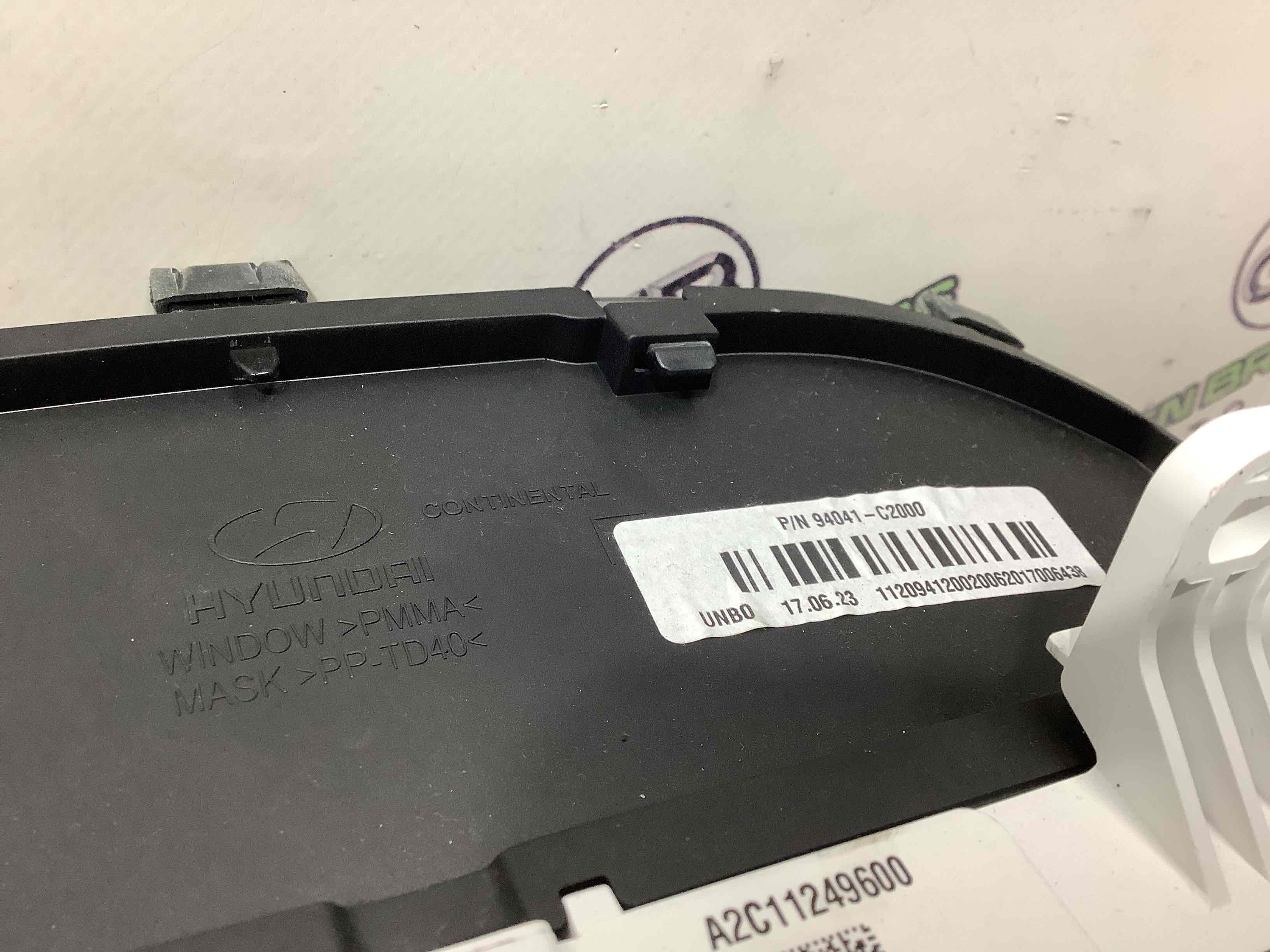 Щиток приладів панель приладів