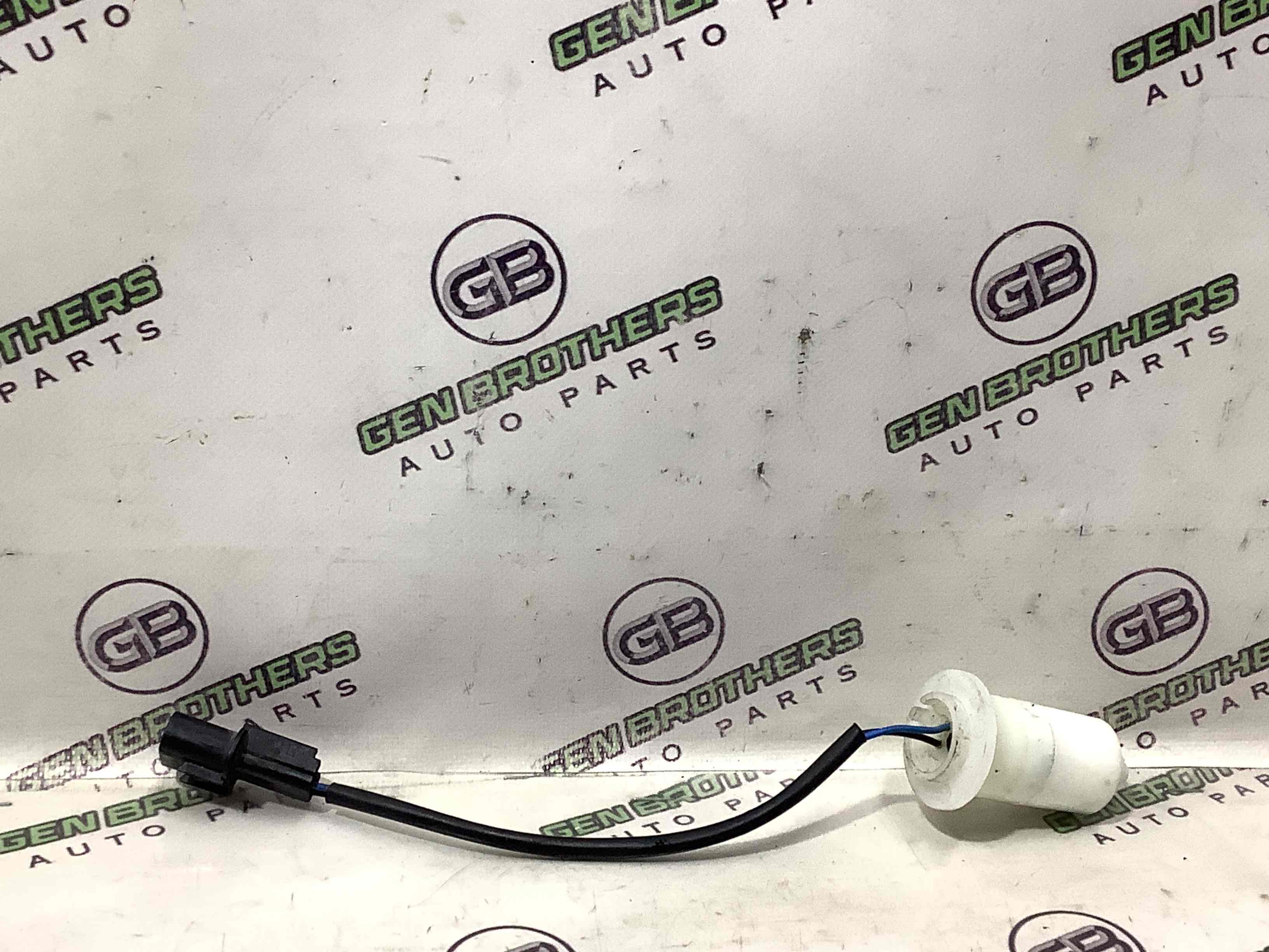 Датчик рівня бачка омивача