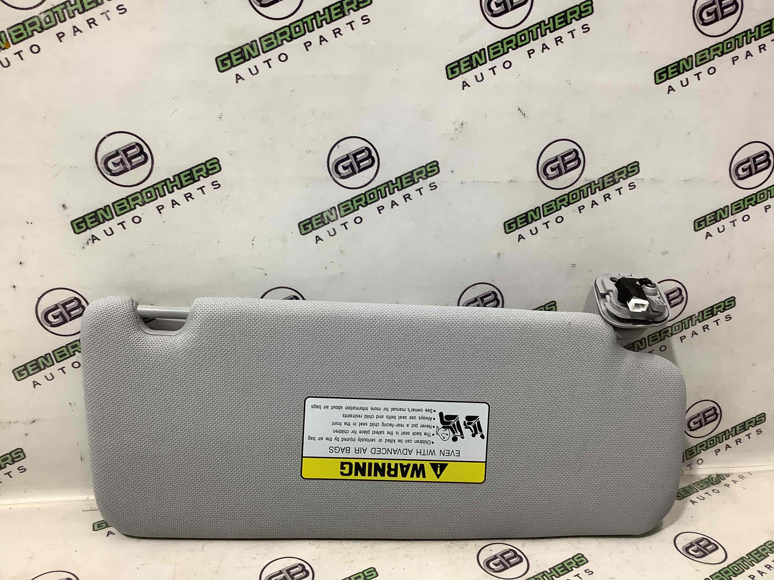 Козирок сонцезахисний