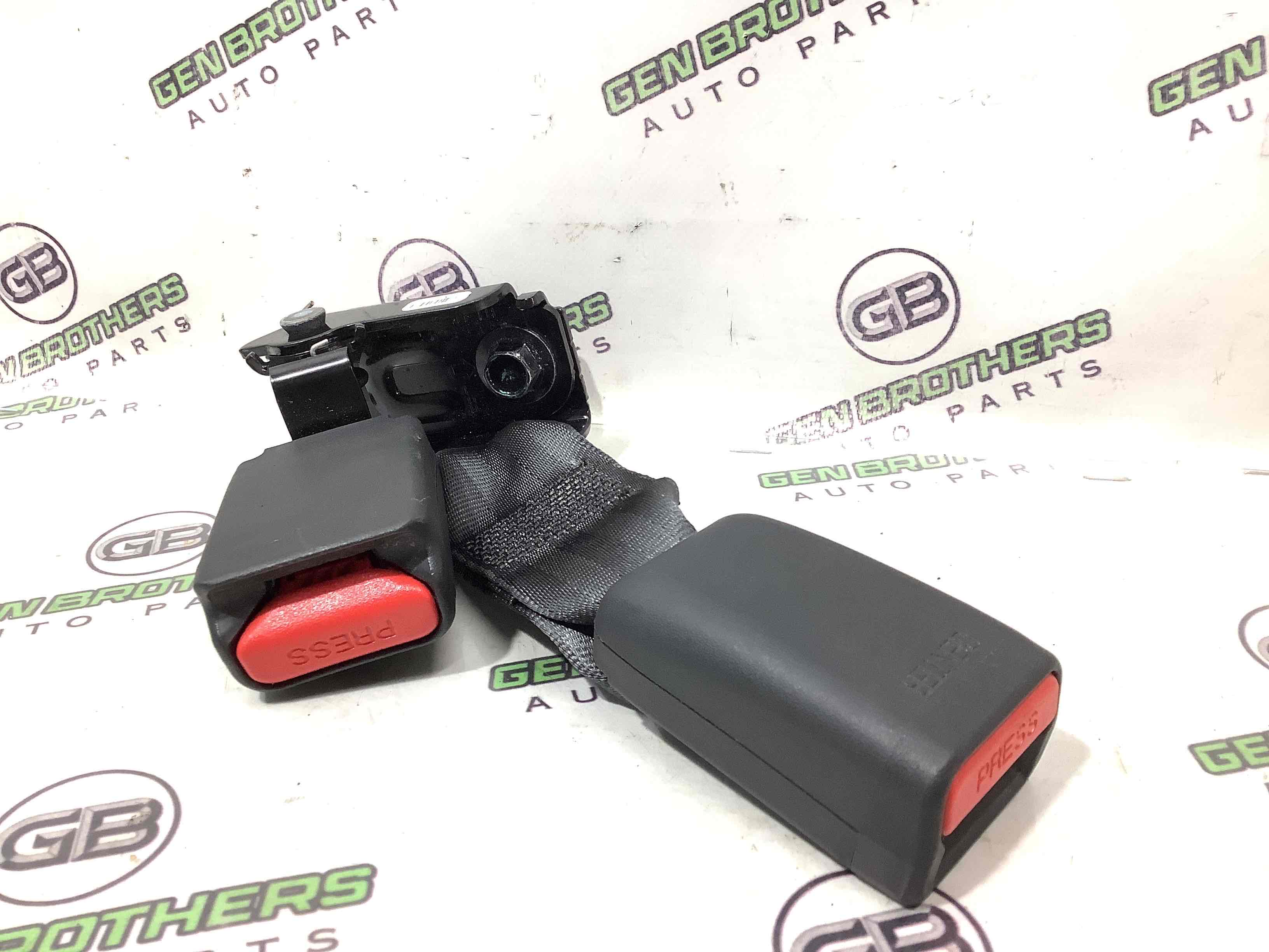 Замок ременя безпеки