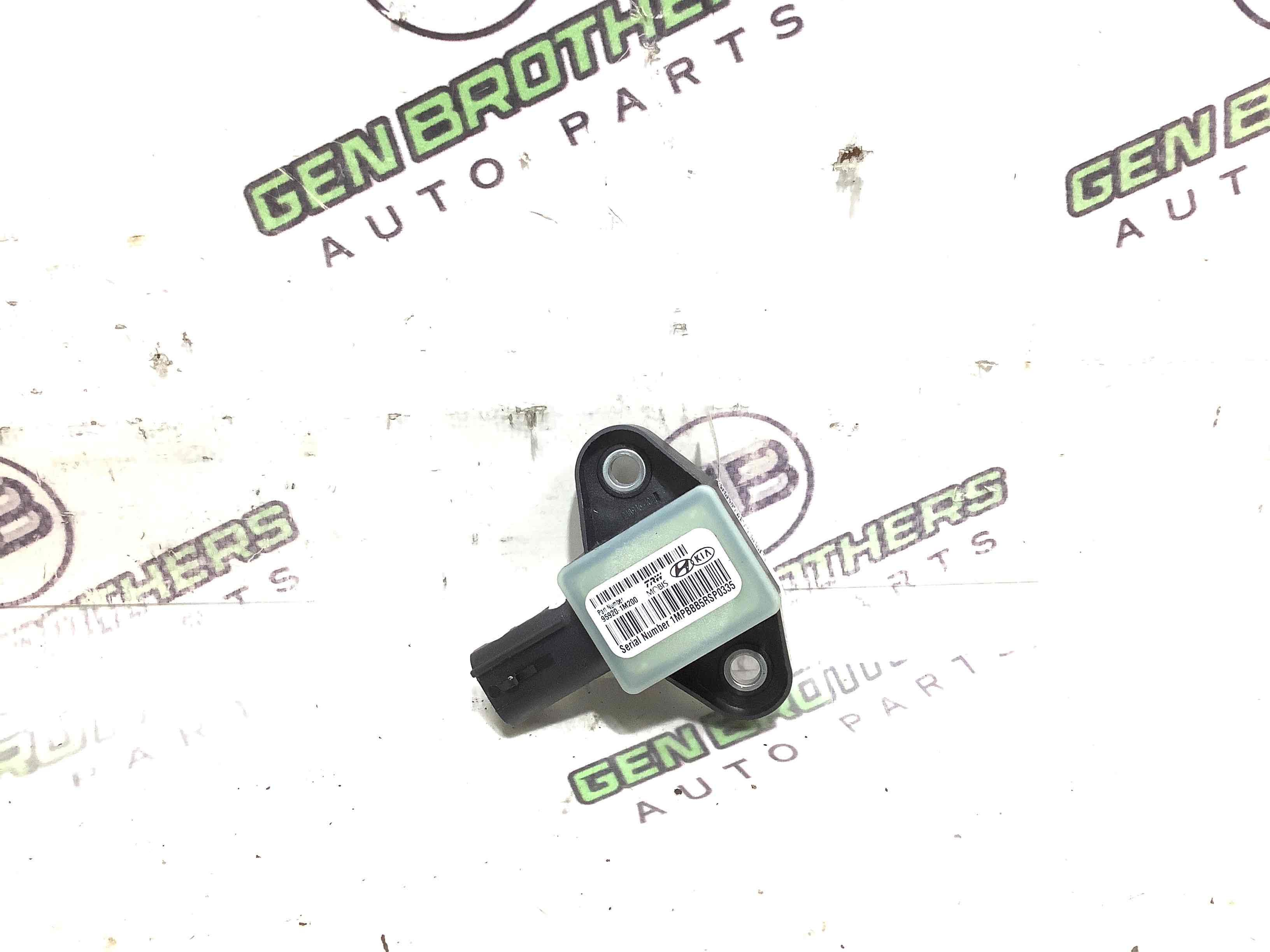 Датчик удару Airbag бічний