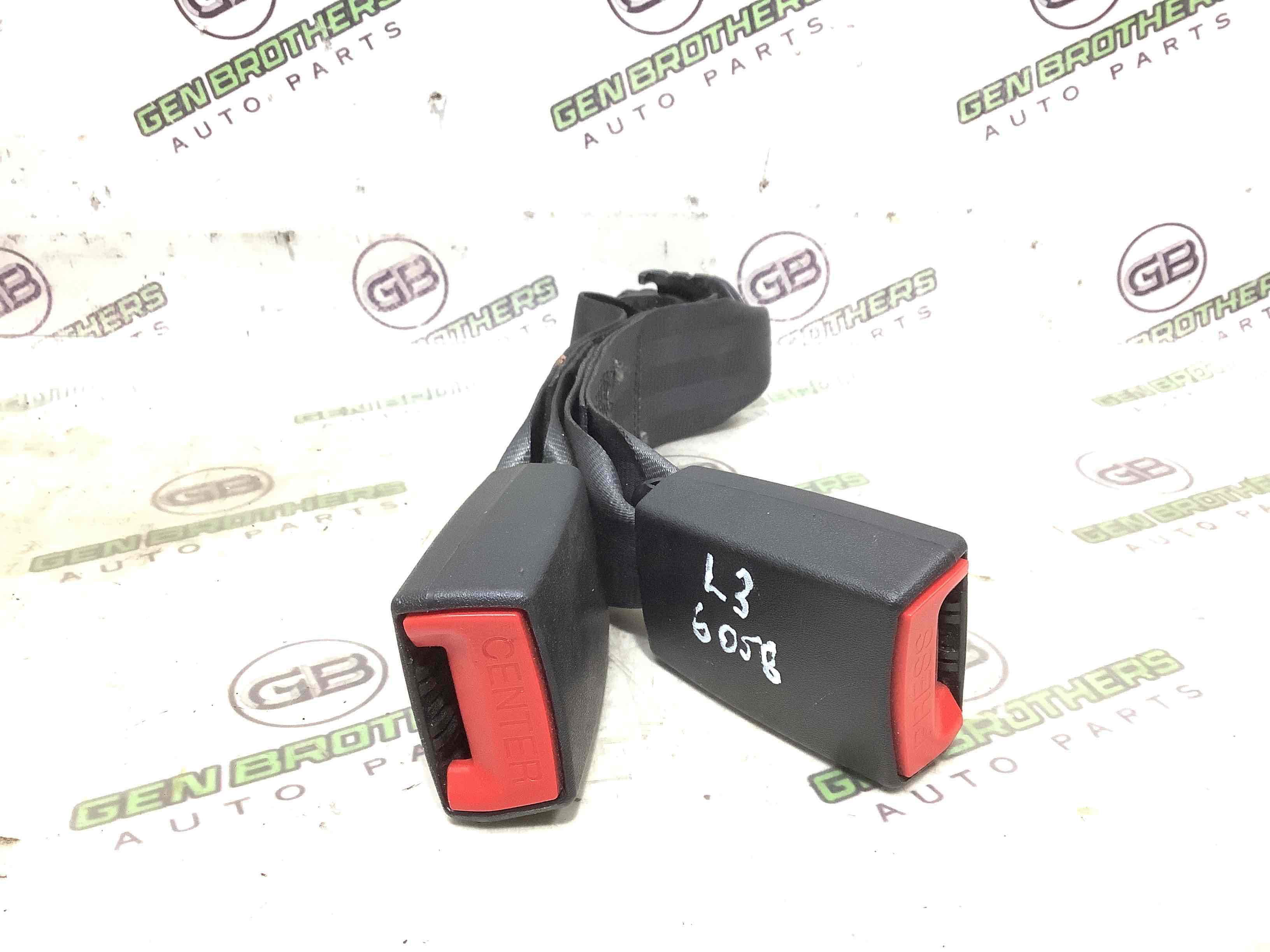 Замок ременя безпеки