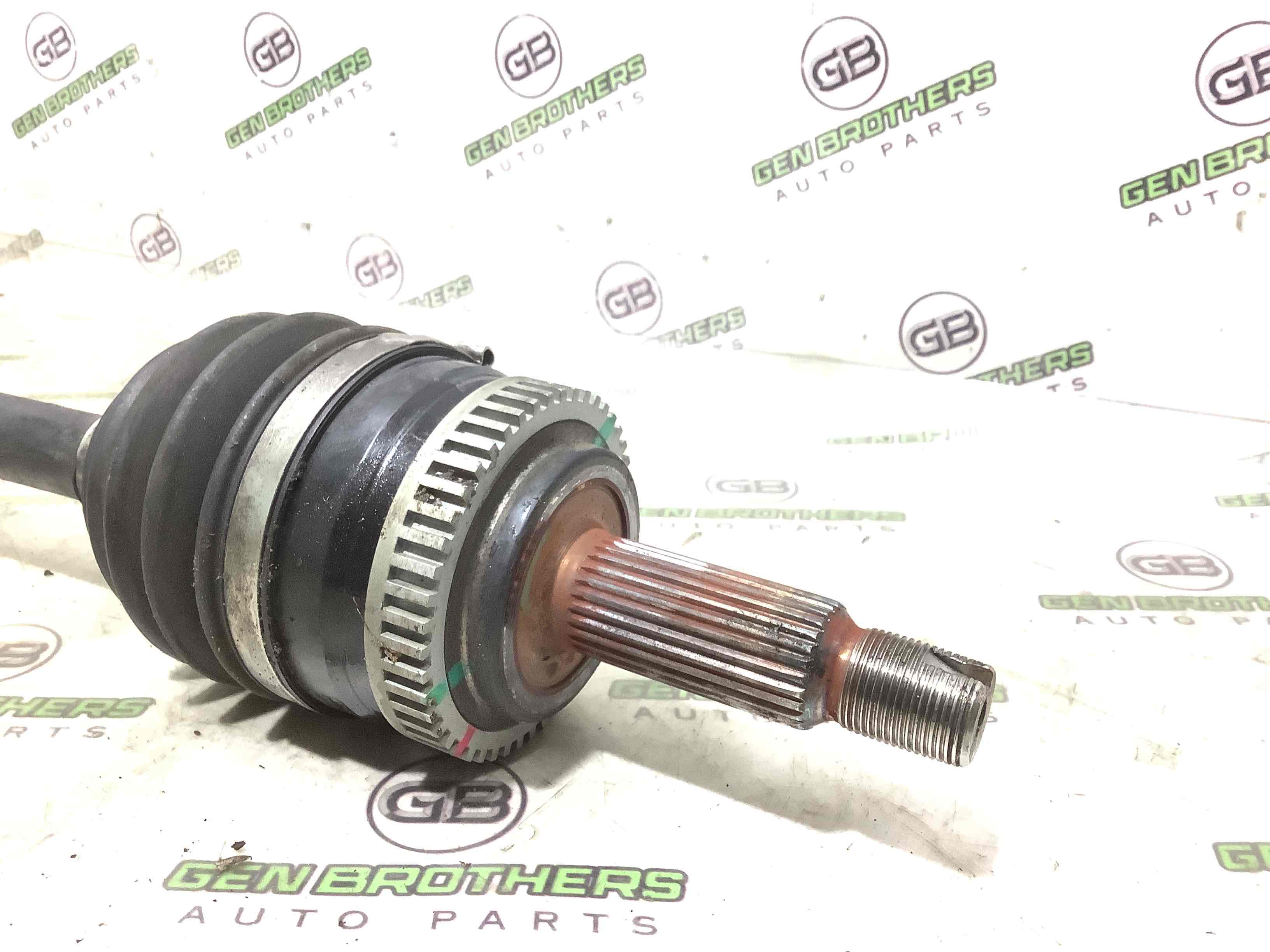 Полуось передняя левая приводной вал, ШРУС