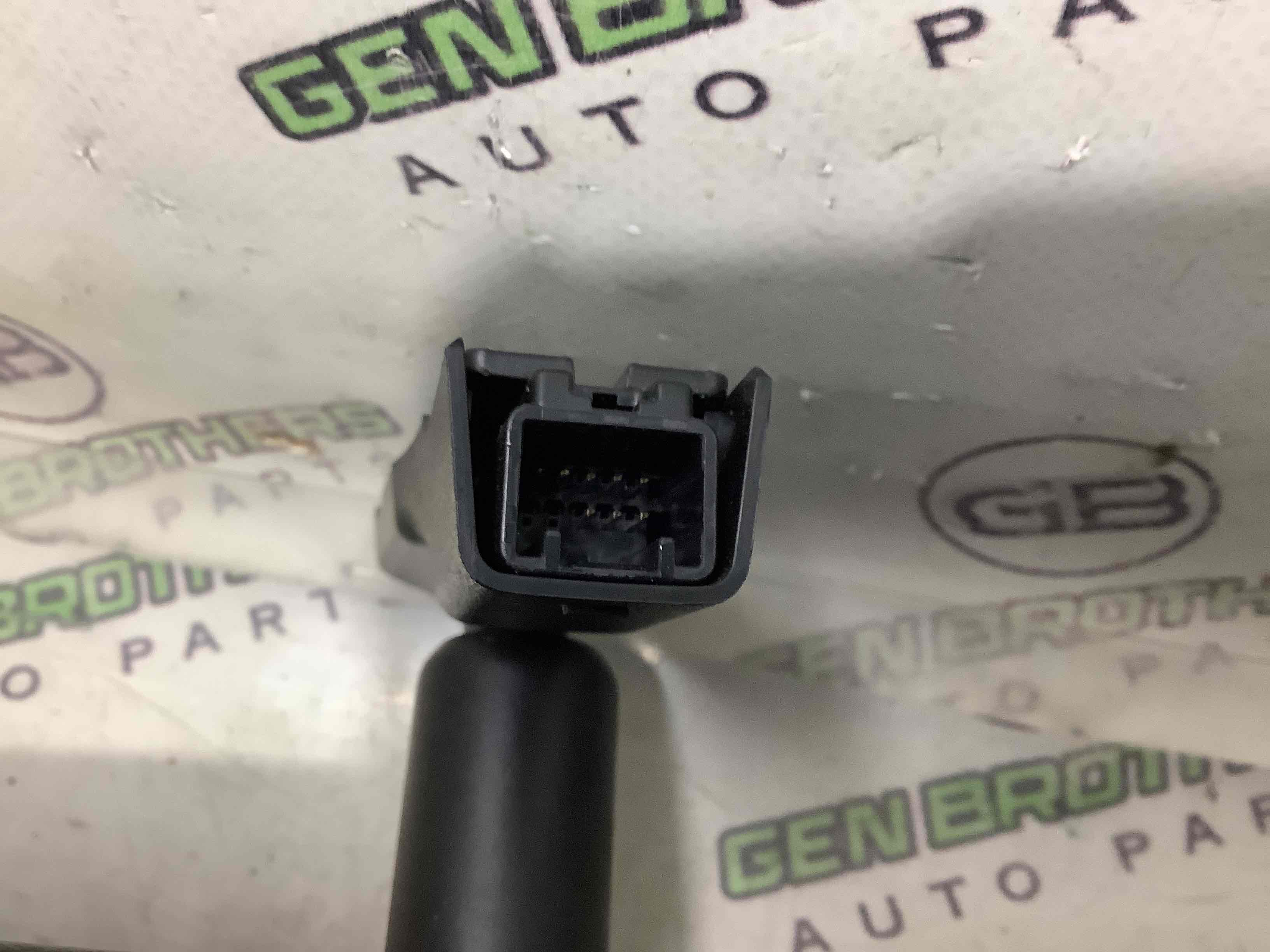 Дзеркало салону, корпус, кріплення, накладка