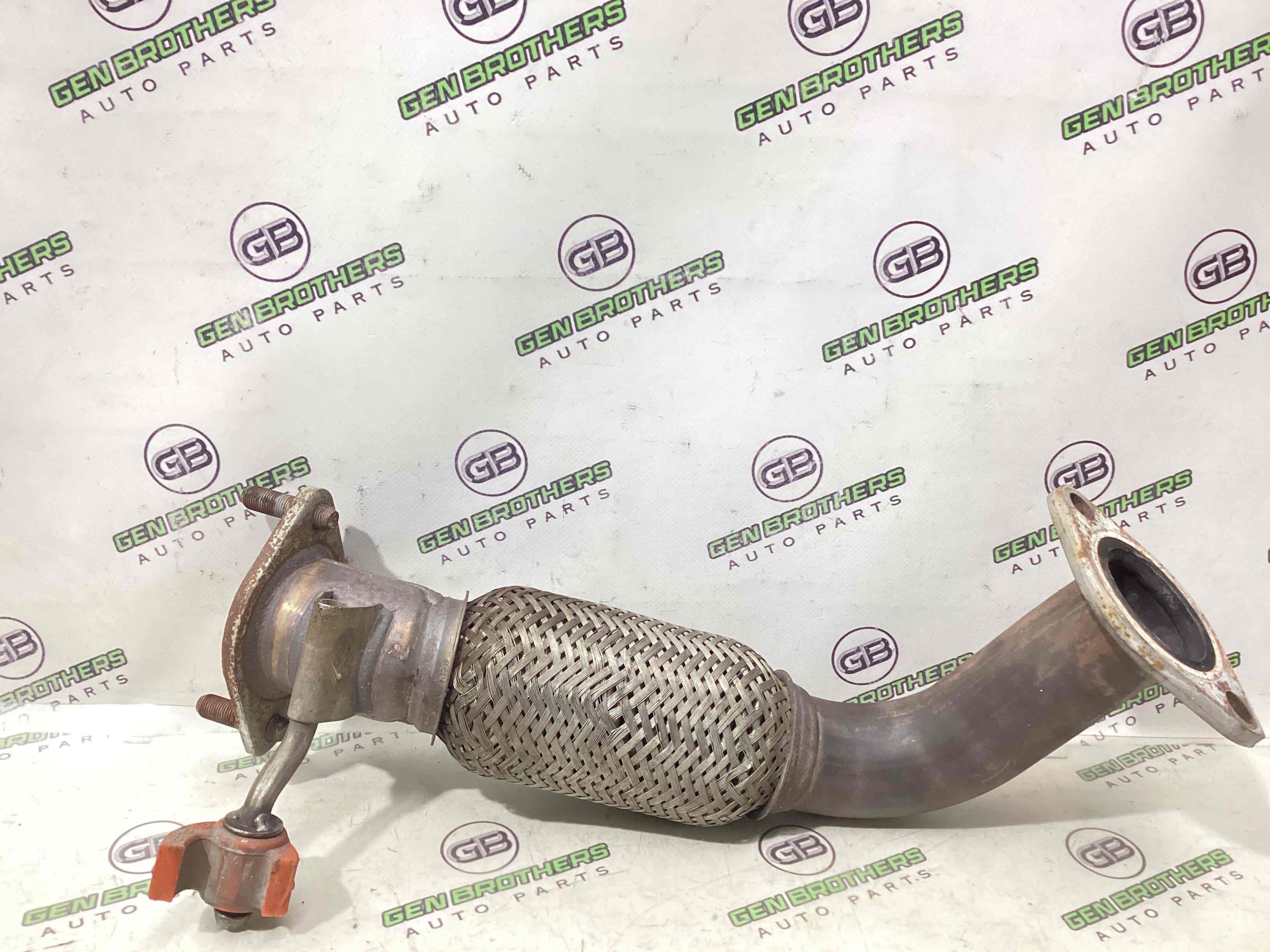 Приемная труба глушителя