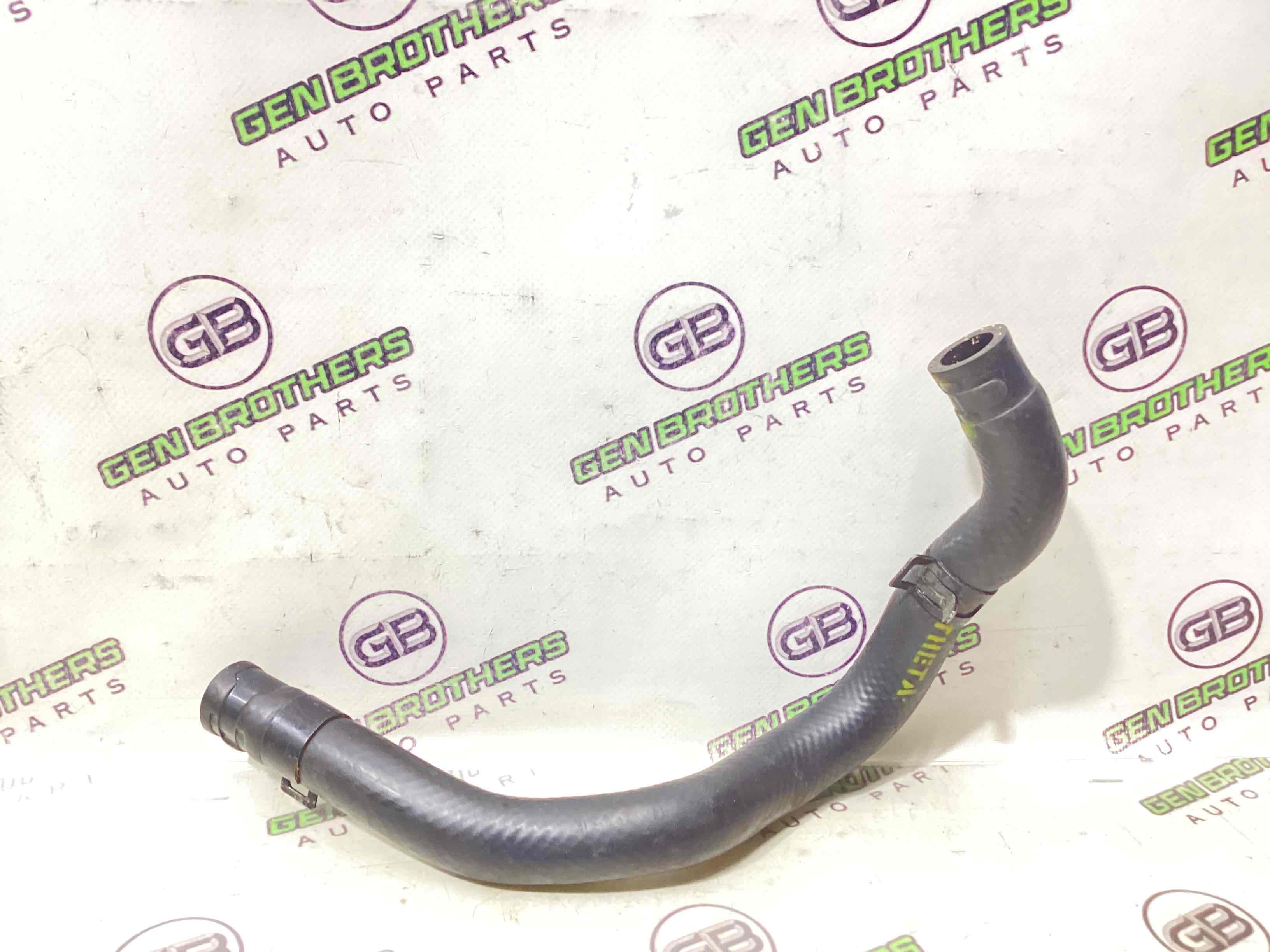 Патрубок трубопровод, шланг