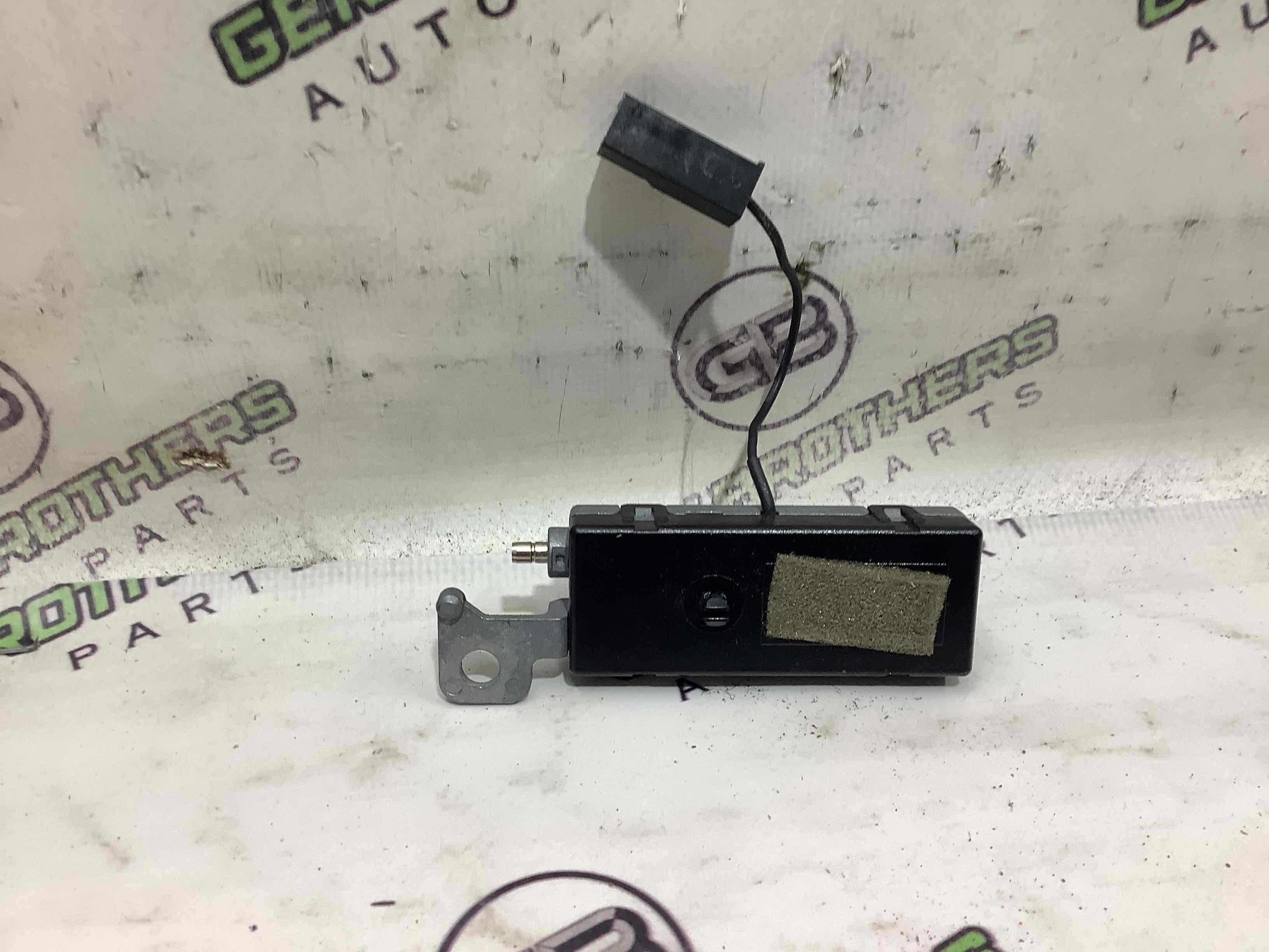 Антена, підсилювач антени