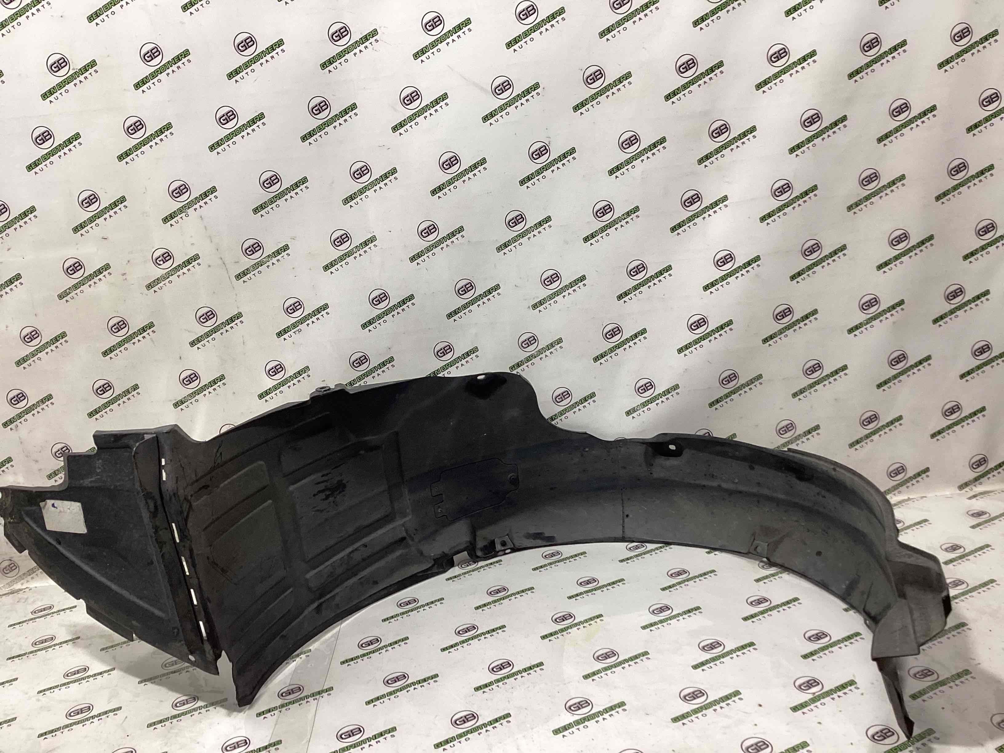 Захист арок передній правий (підкрилок)